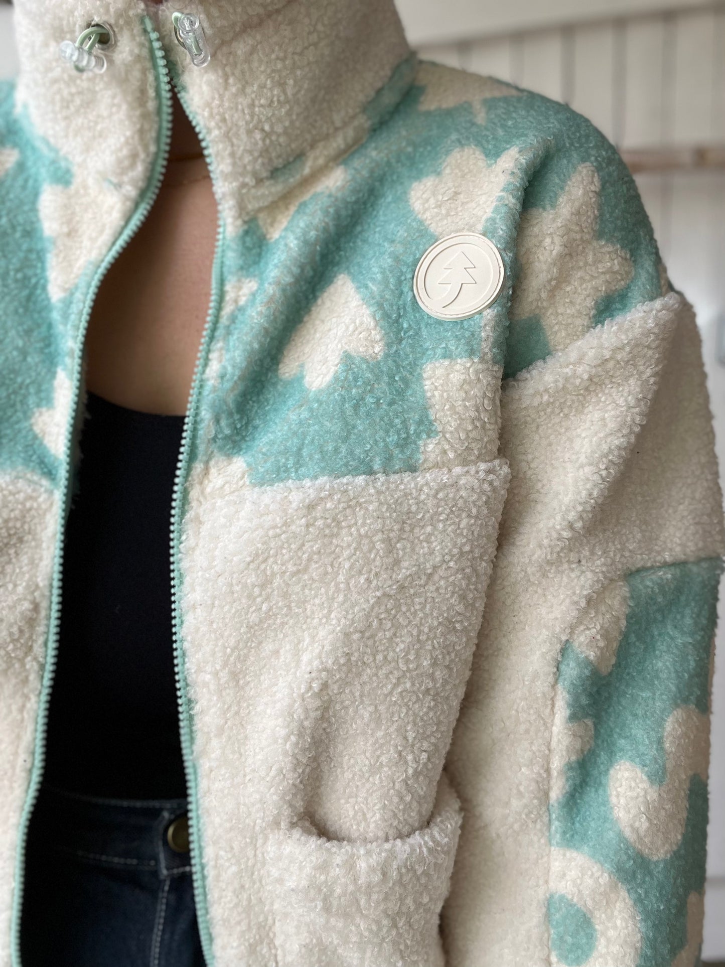 Creamy Mint Fleecer - Size S/M