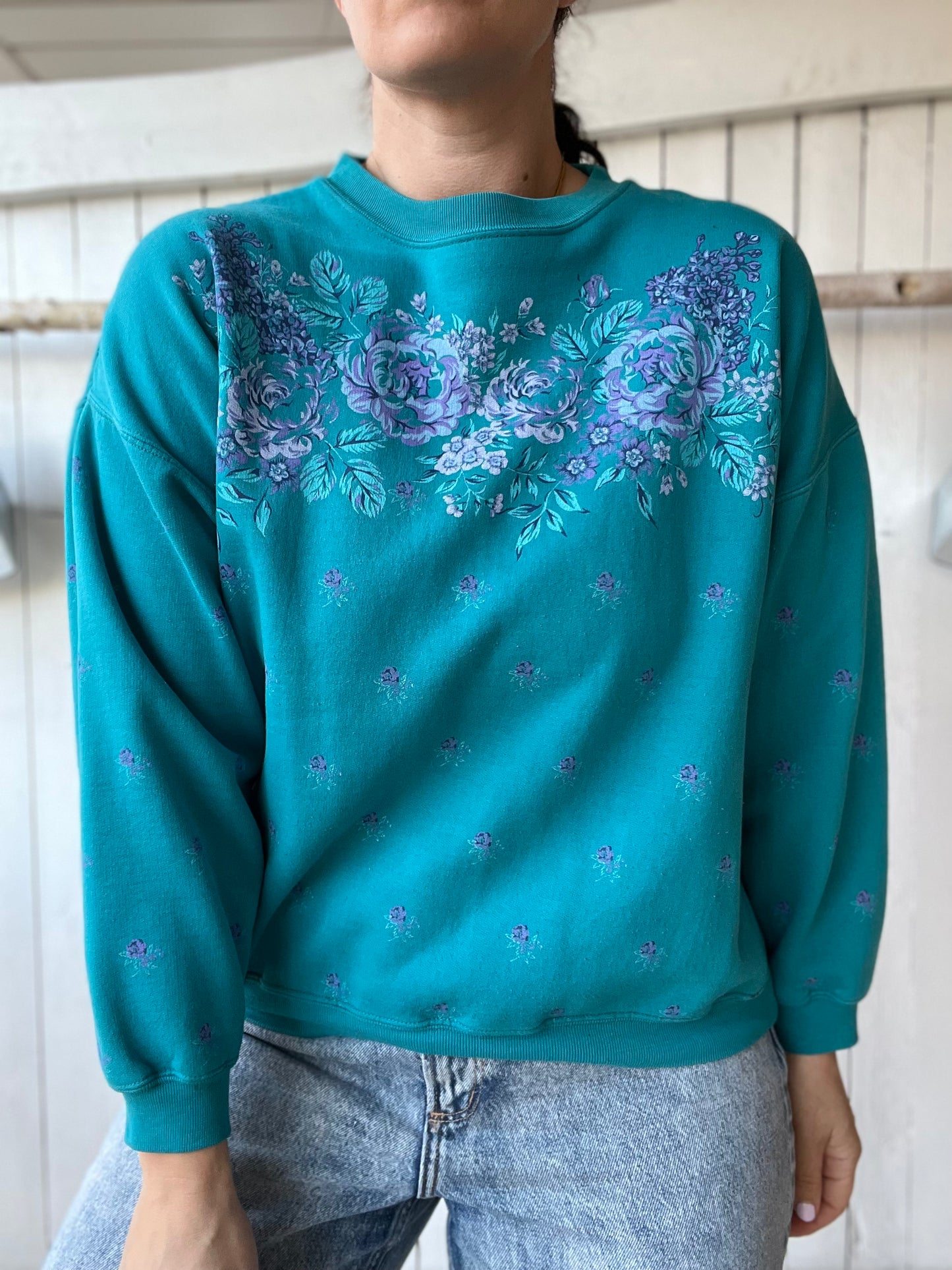 Lady Footlocker Vintage Crewneck - Size L