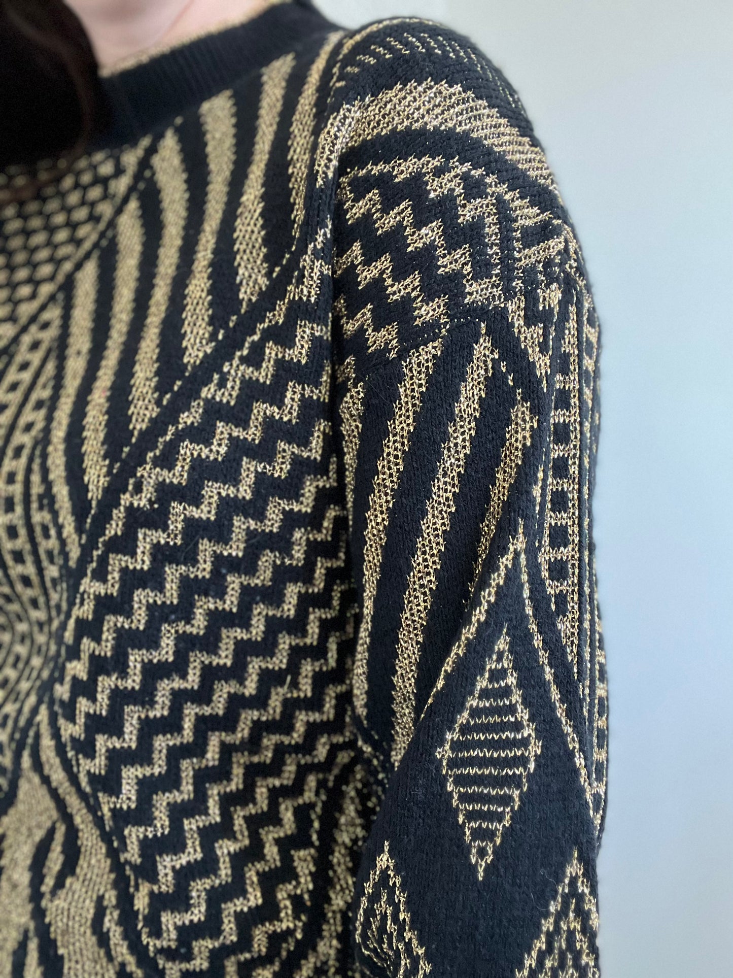 Black & Gold Metallic Knit Sweater - L