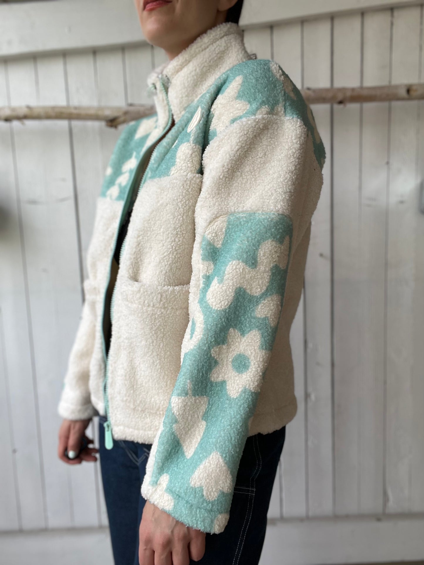 Creamy Mint Fleecer - Size S/M