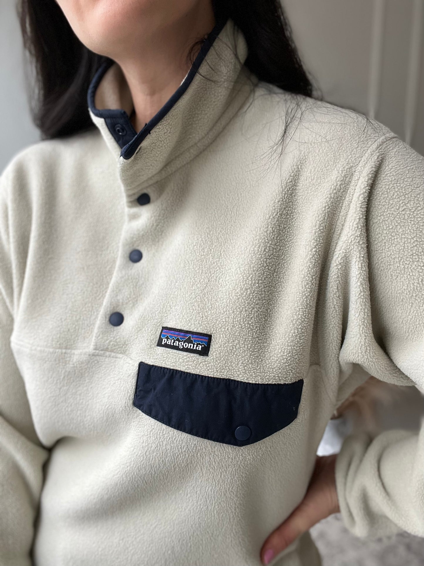 Cream Patagonia Synchilla Fleece - Size M/L