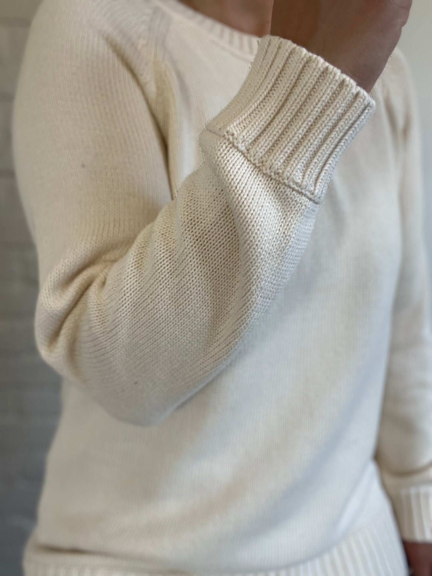 NEW Gap Cream Knit Sweater - Size L