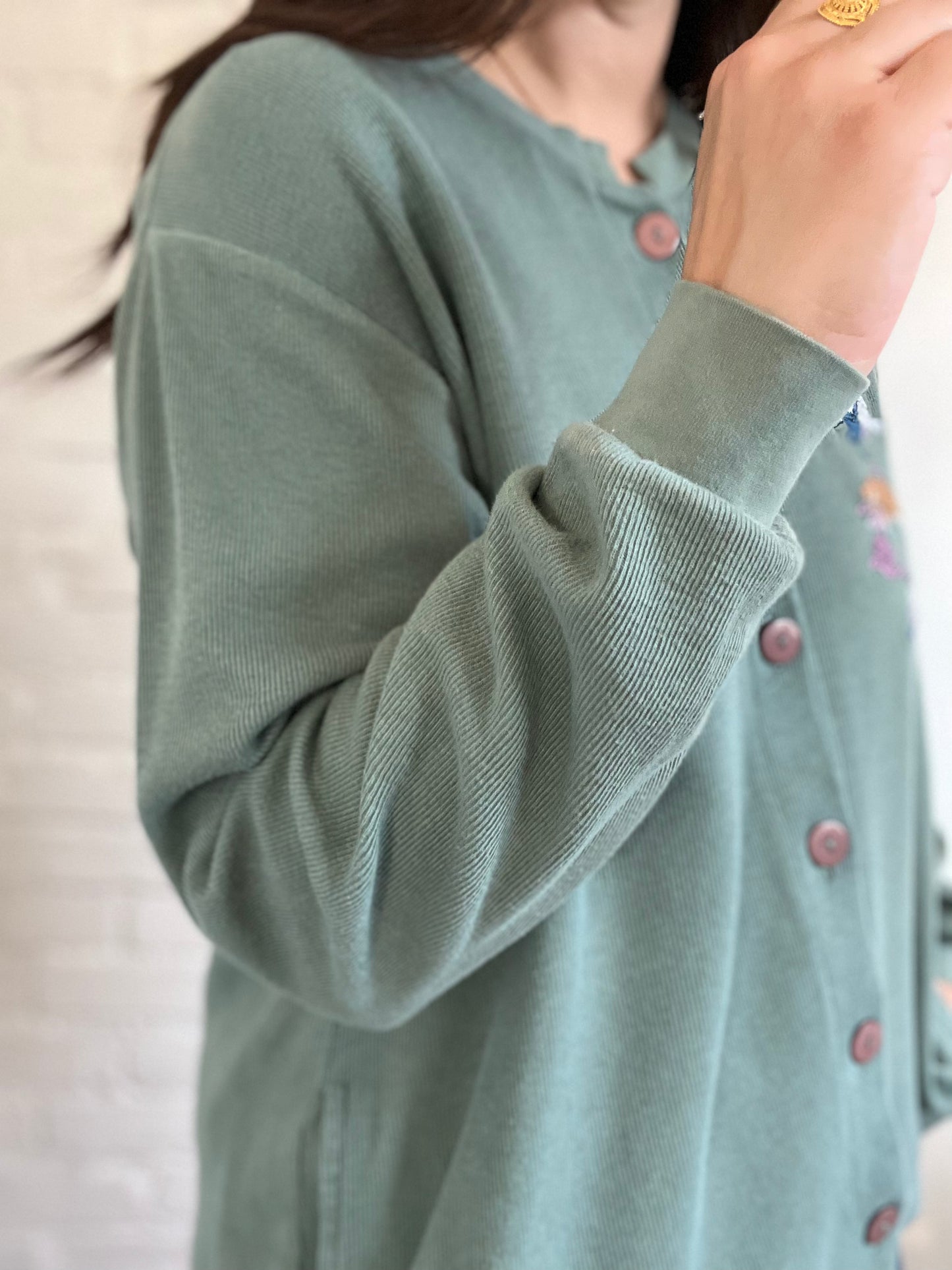 Cats Cottage Cove Sweater - Size M/L