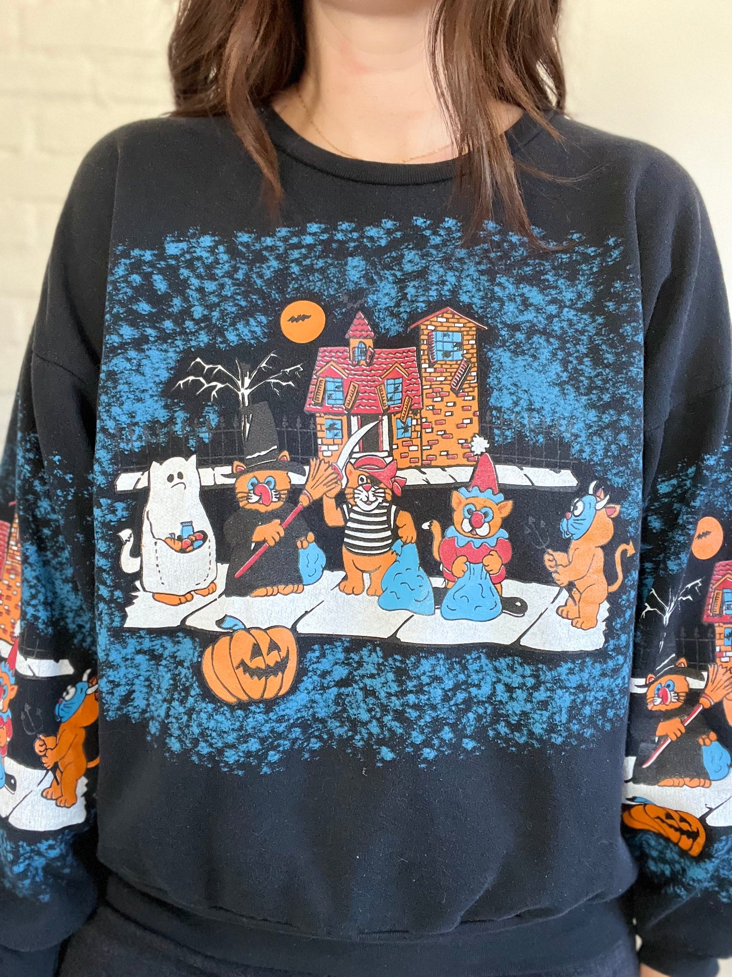 Cats Halloween Sweater - Size XL