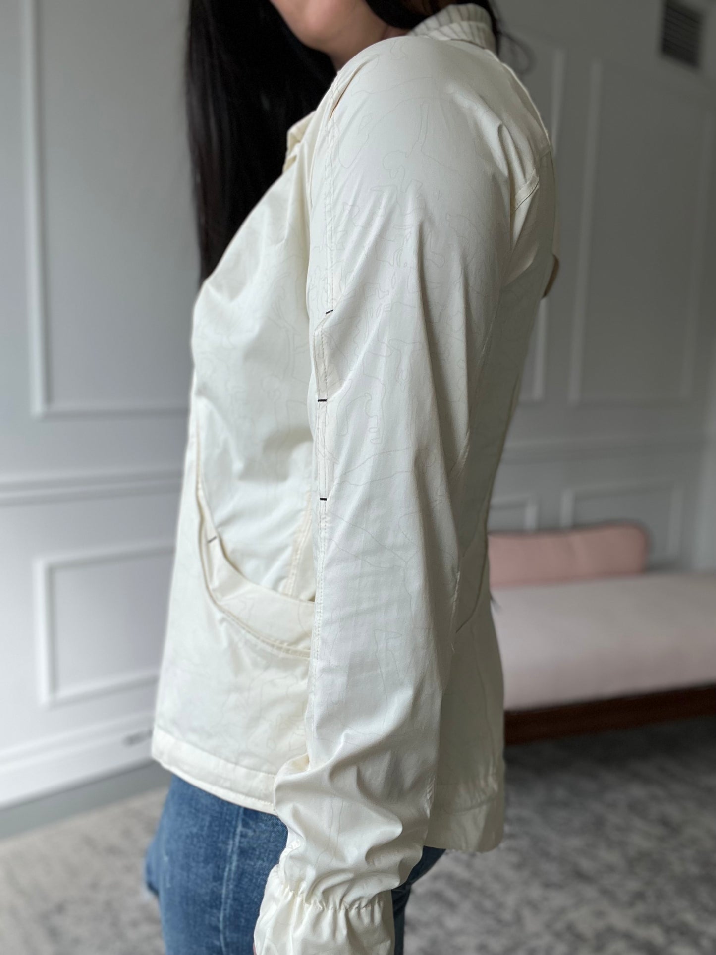 Lululemon Soft Track Jacket - Size 8