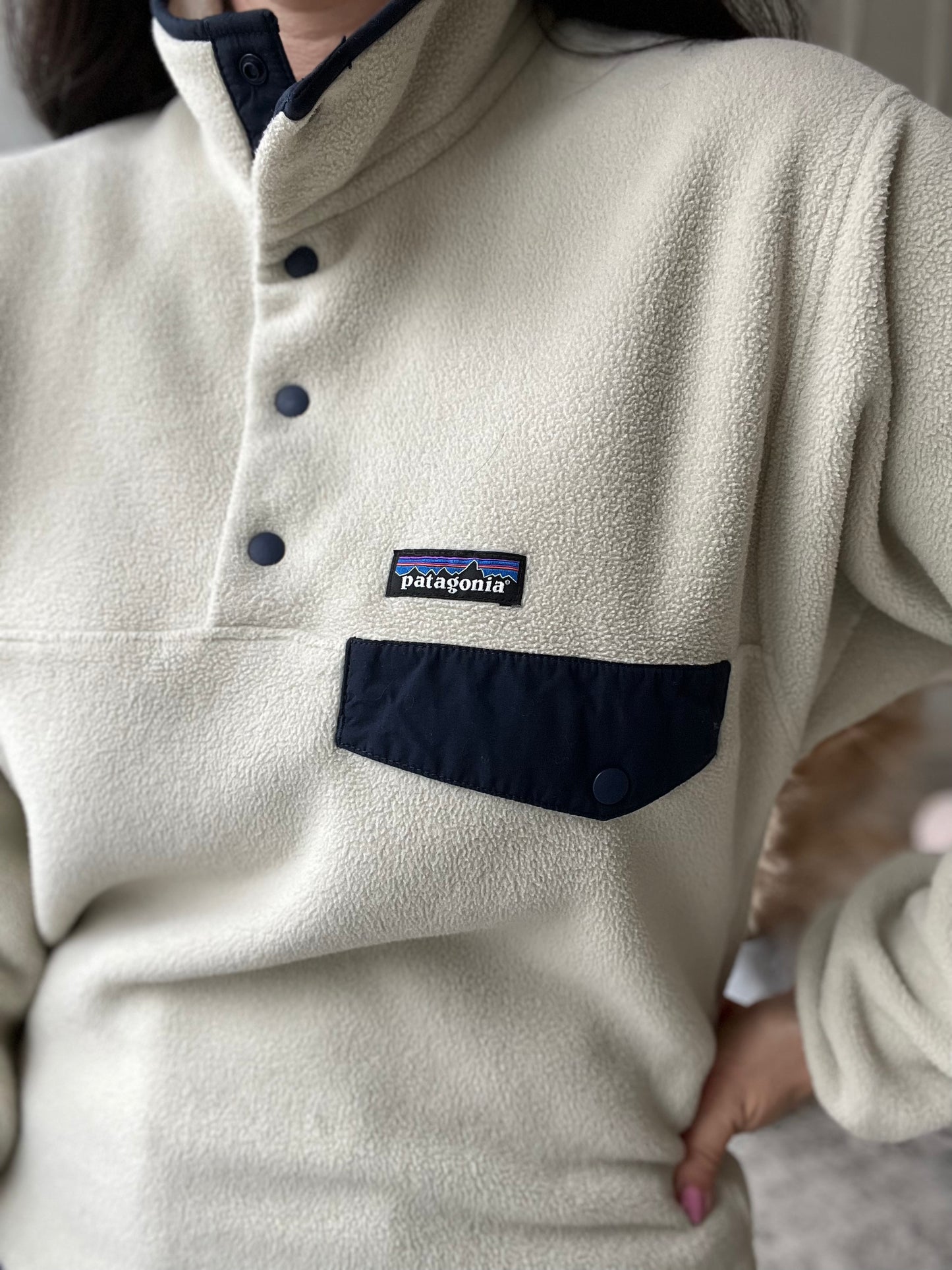 Cream Patagonia Synchilla Fleece - Size M/L