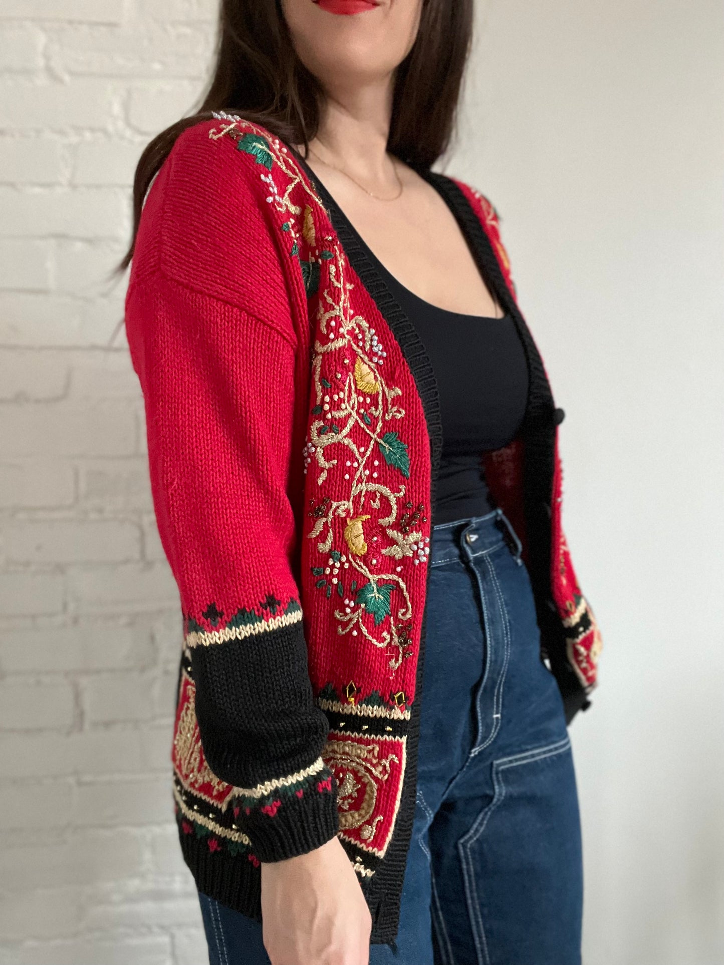 Striking Noel Knit Sweater - L