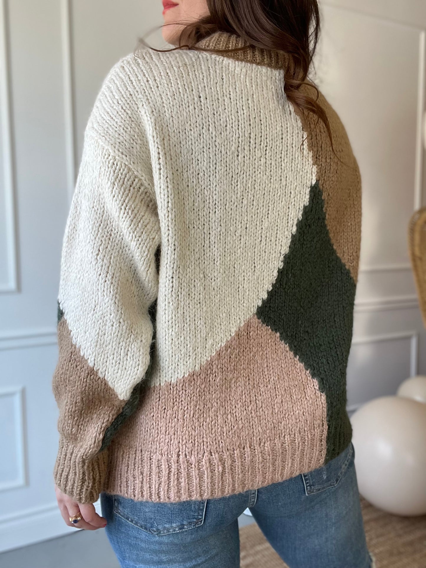 Geometrical Green and Blush Knit - Size L