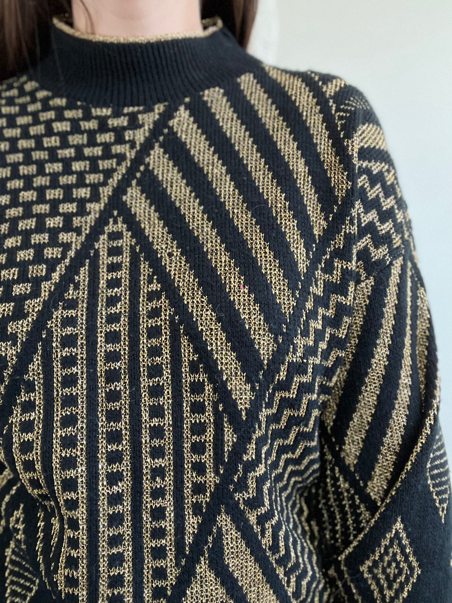 Black & Gold Metallic Knit Sweater - L