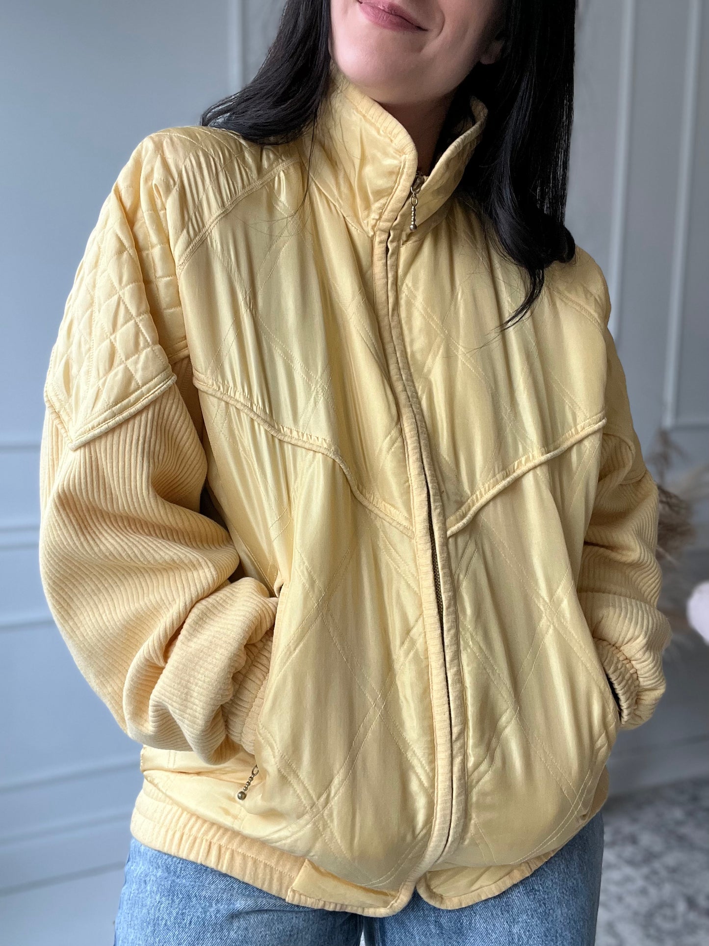 Pastel Yellow Quilted Silk Jacket - Size L