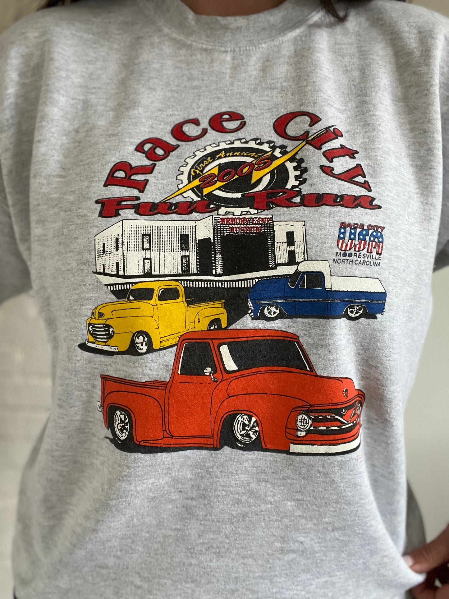 2005 Race City Vintage Crewneck - Size L