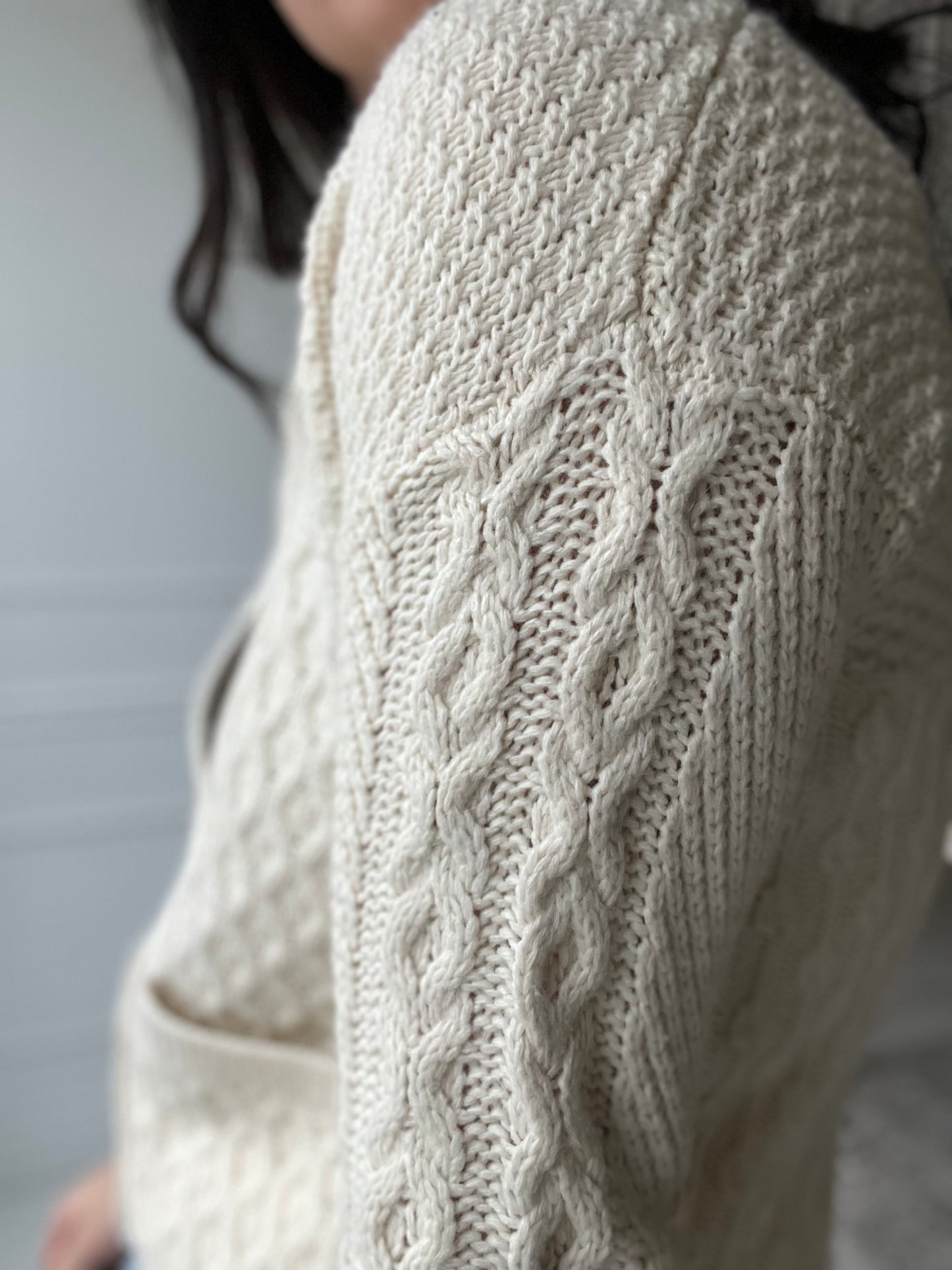 Creamy Detailed Cardigan - Size 4