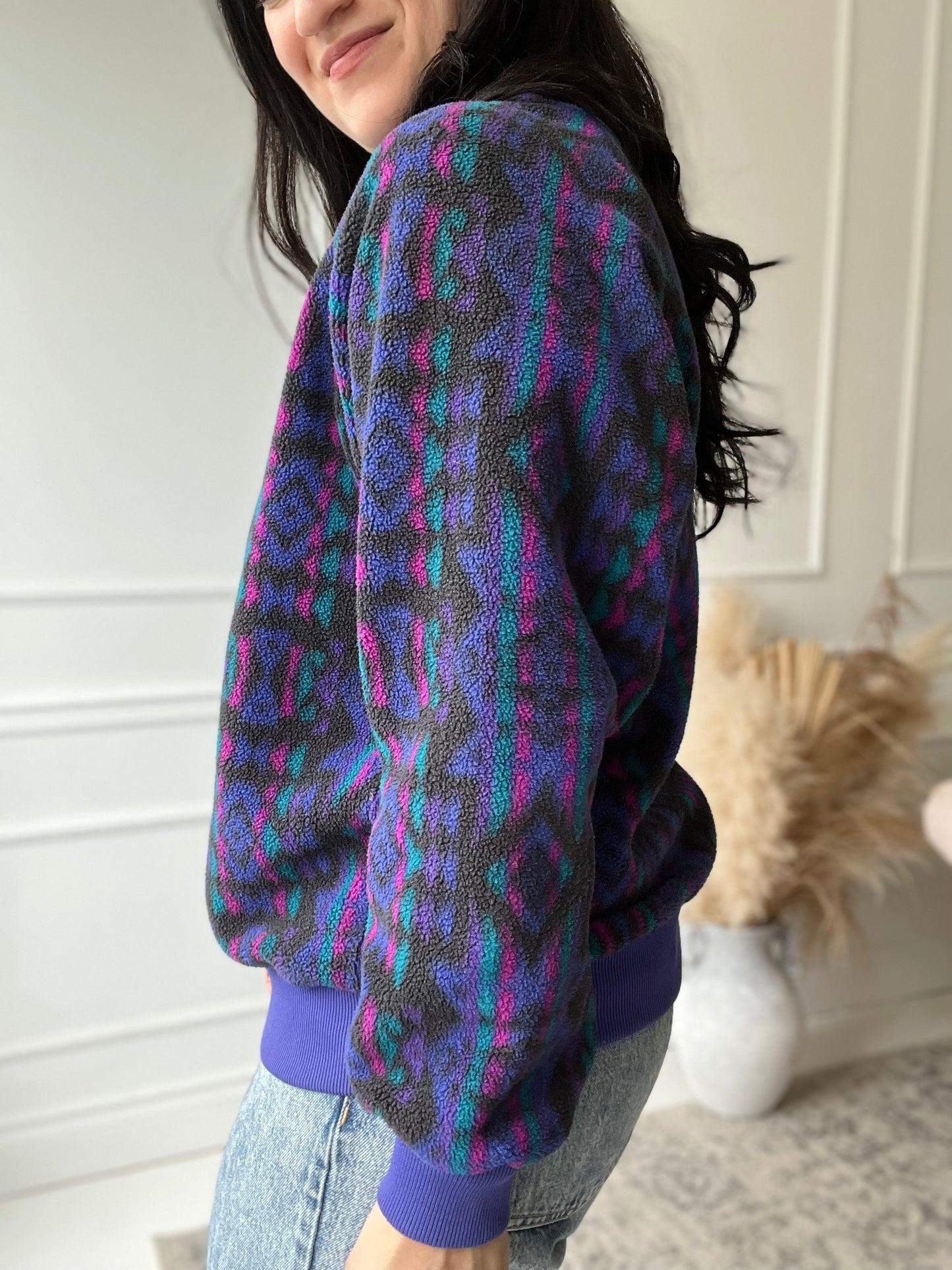 90s Design Fleece Crewneck - Size M