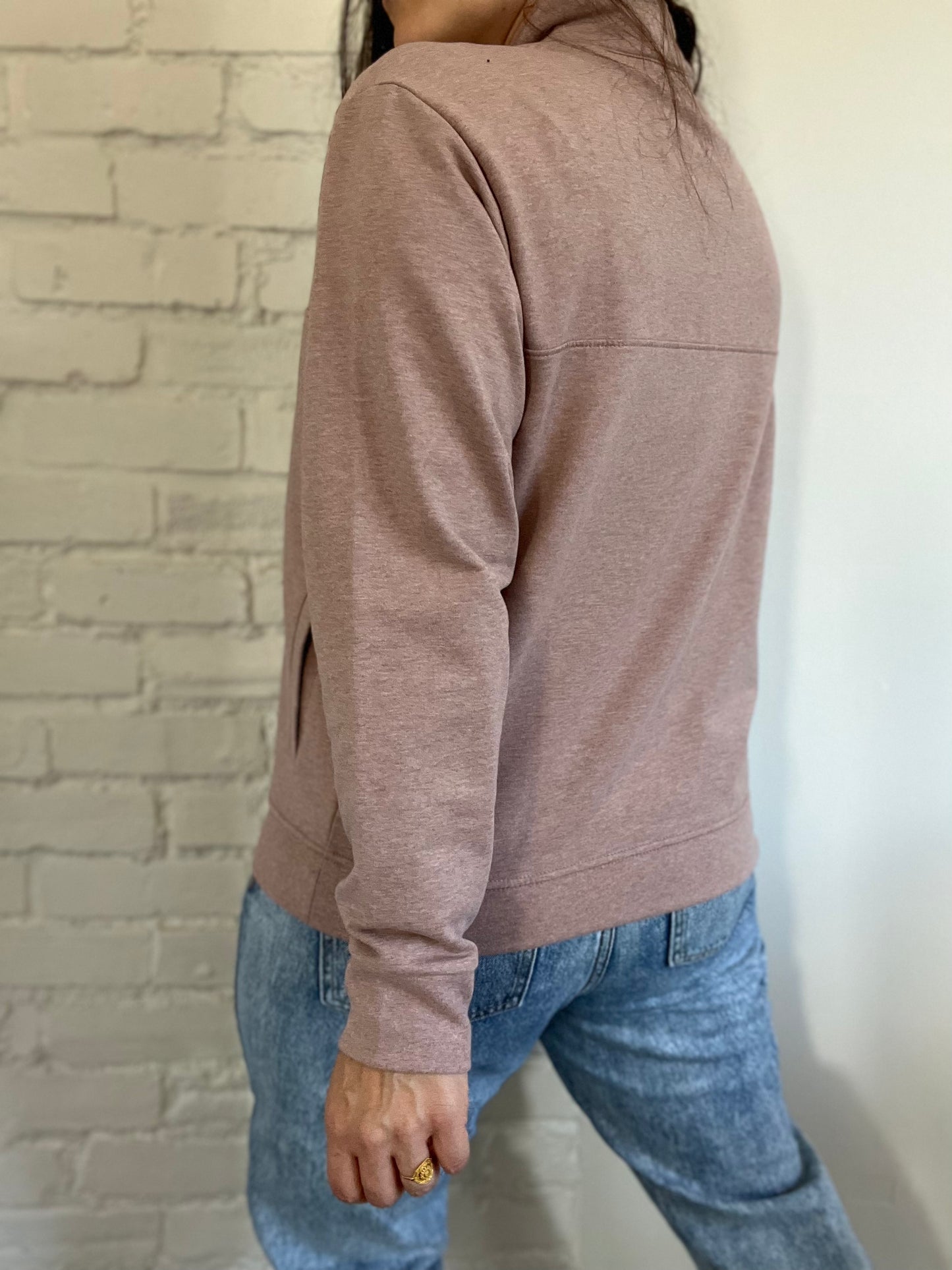 NEW Patagonia Quarter Zip Sweater - Size L