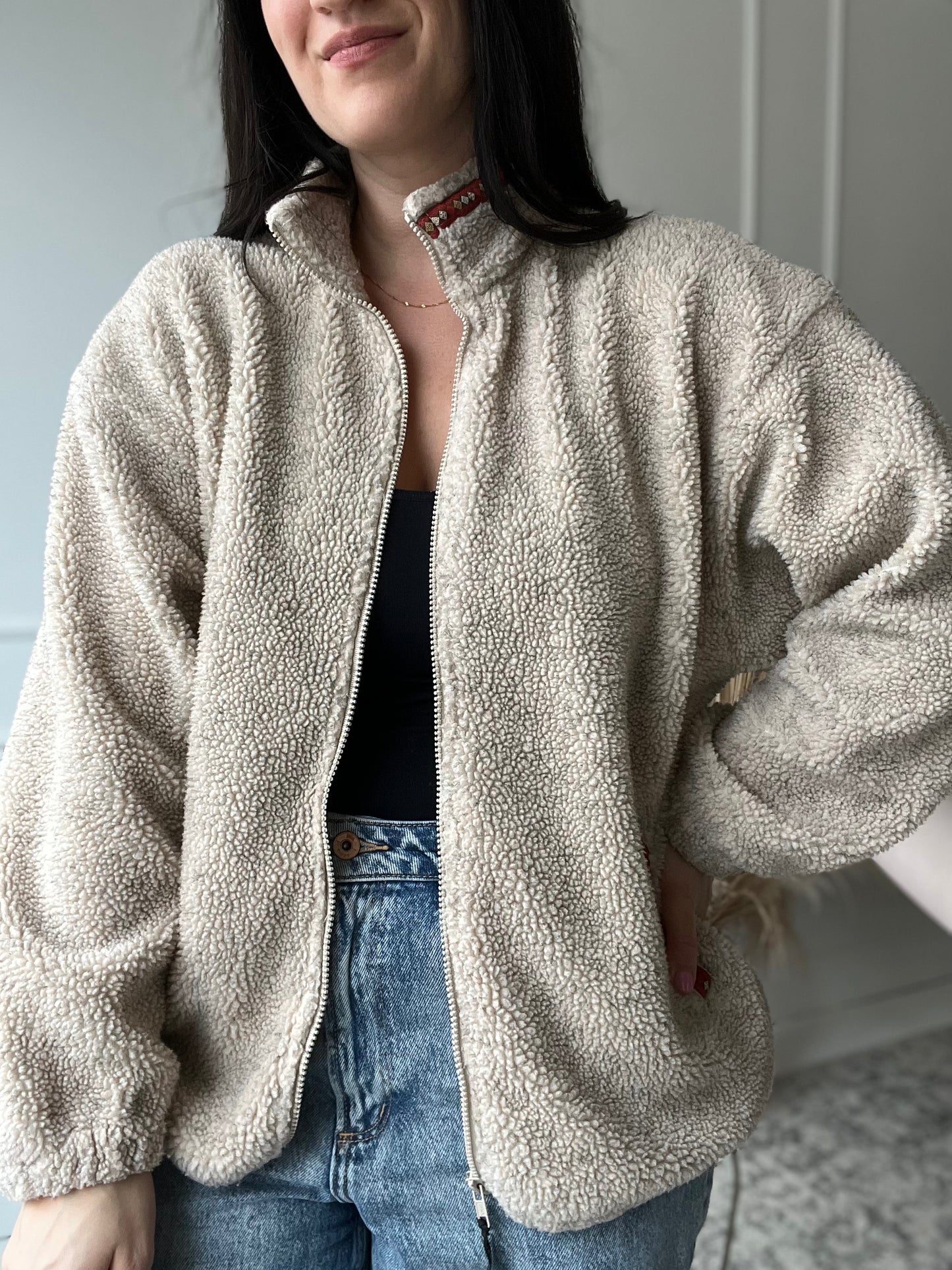 Vintage Beige Sherpa Fleece Jacket - Size XL