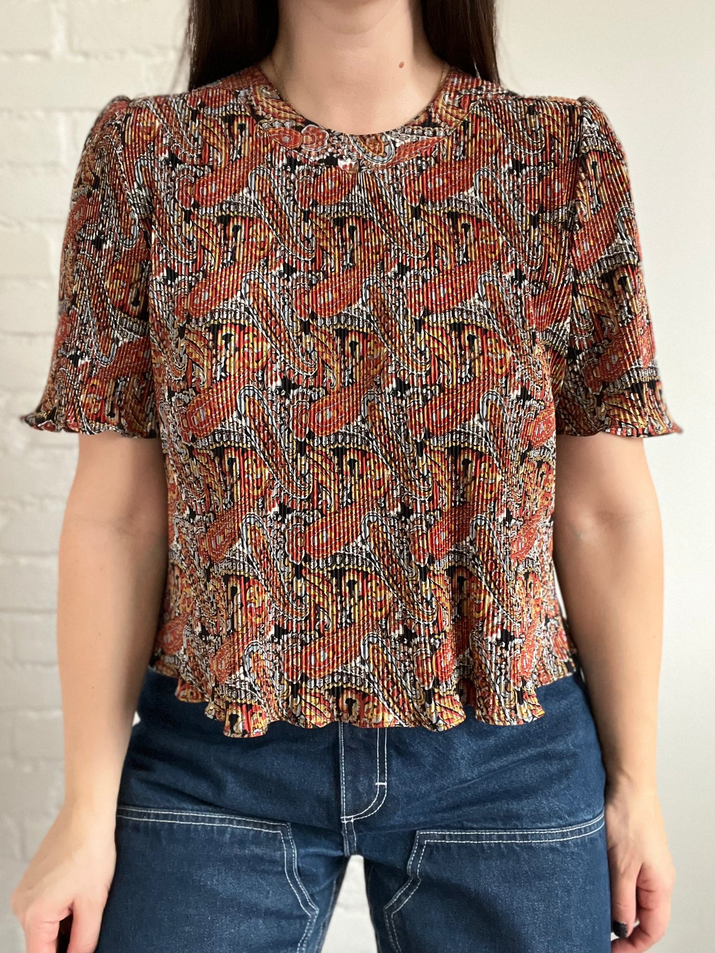 Feminine Paisley Plisse Top - M/L