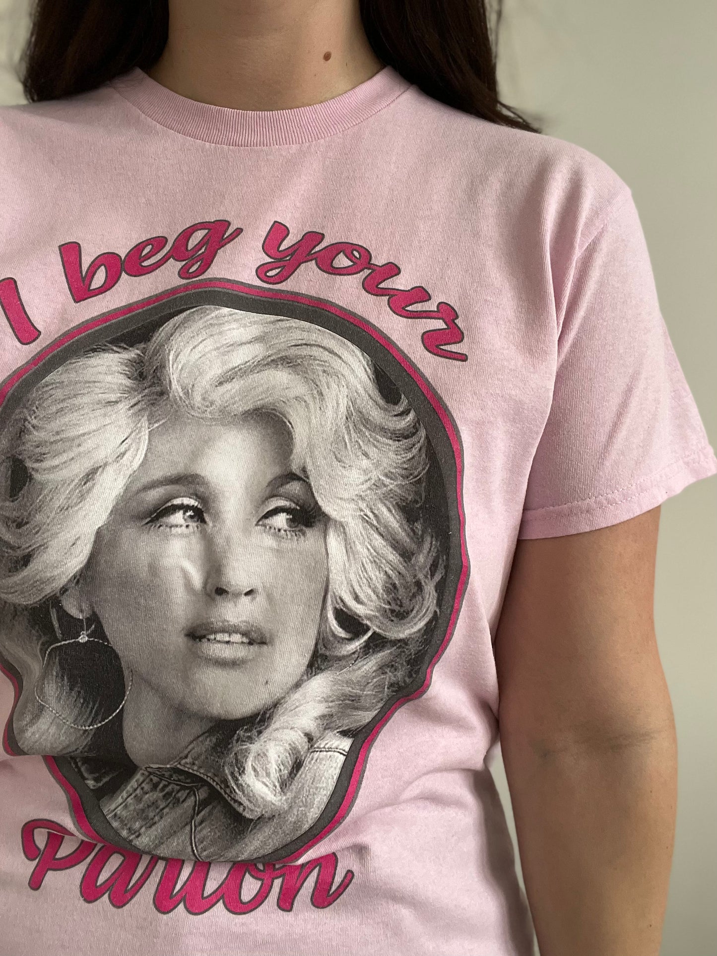 Dolly I Beg Your Parton T-shirt - Women's L