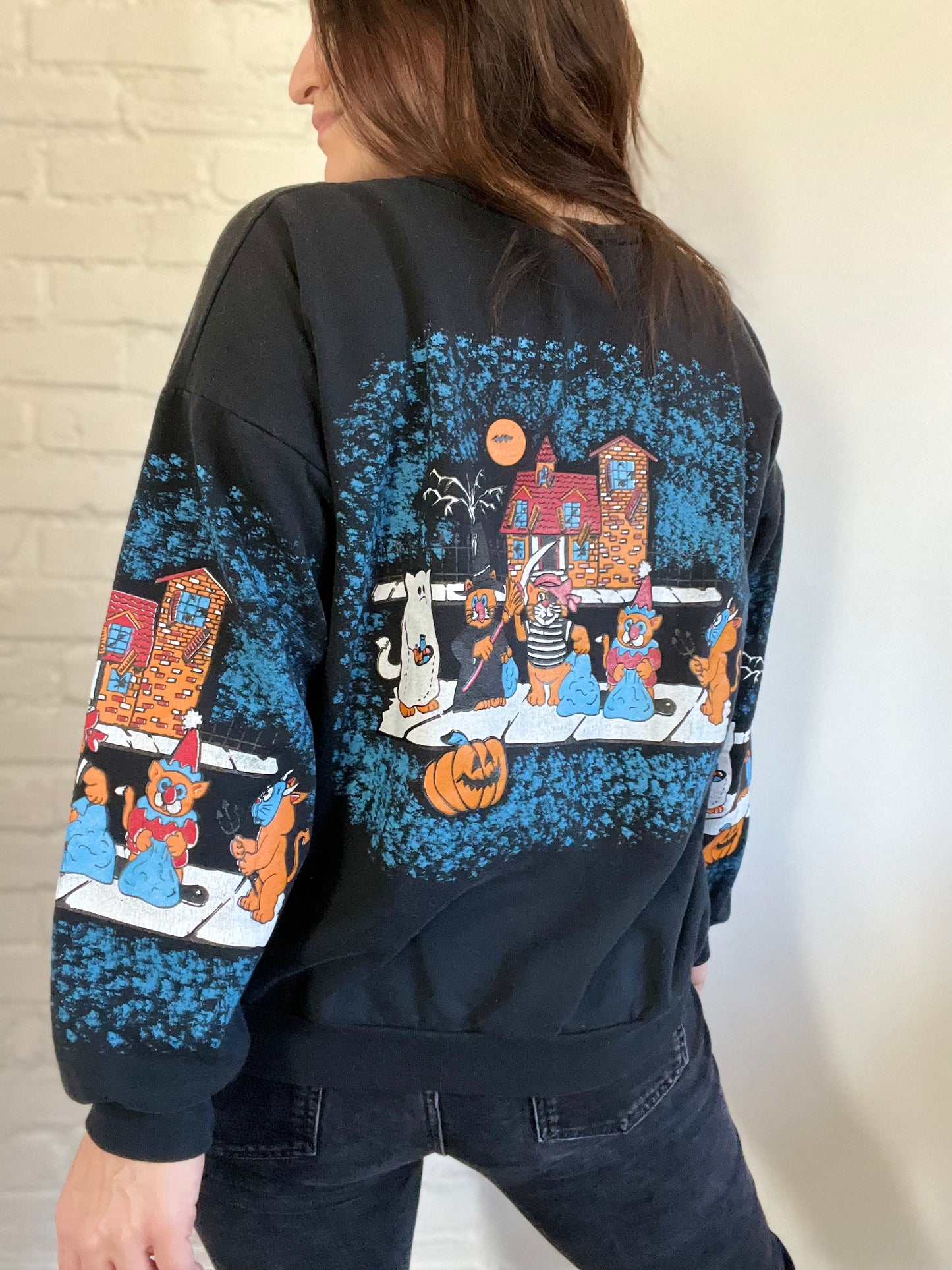 Cats Halloween Sweater - Size XL