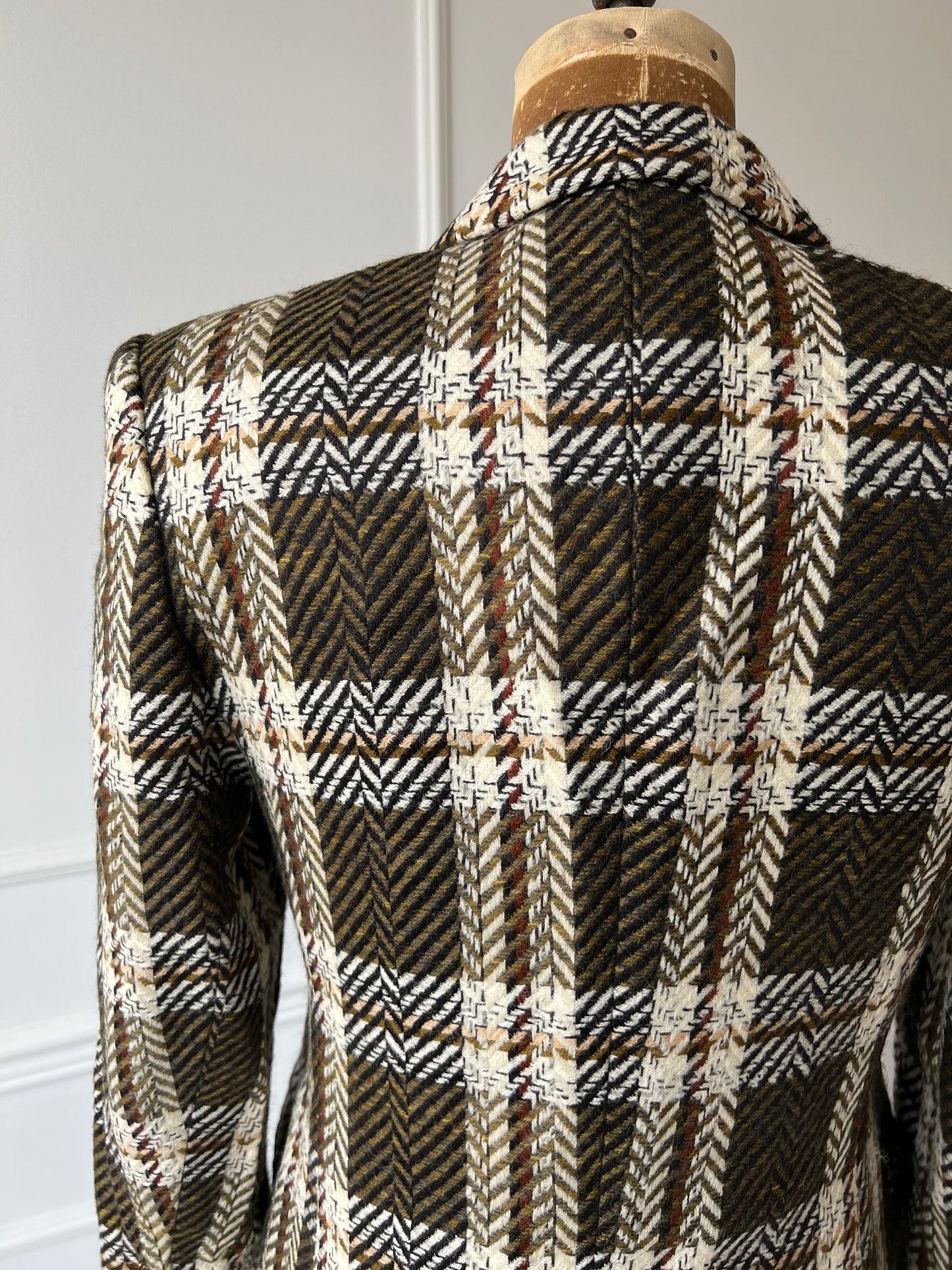 Vintage St. Sophia Paris Tweed Crest Blazer - Size M