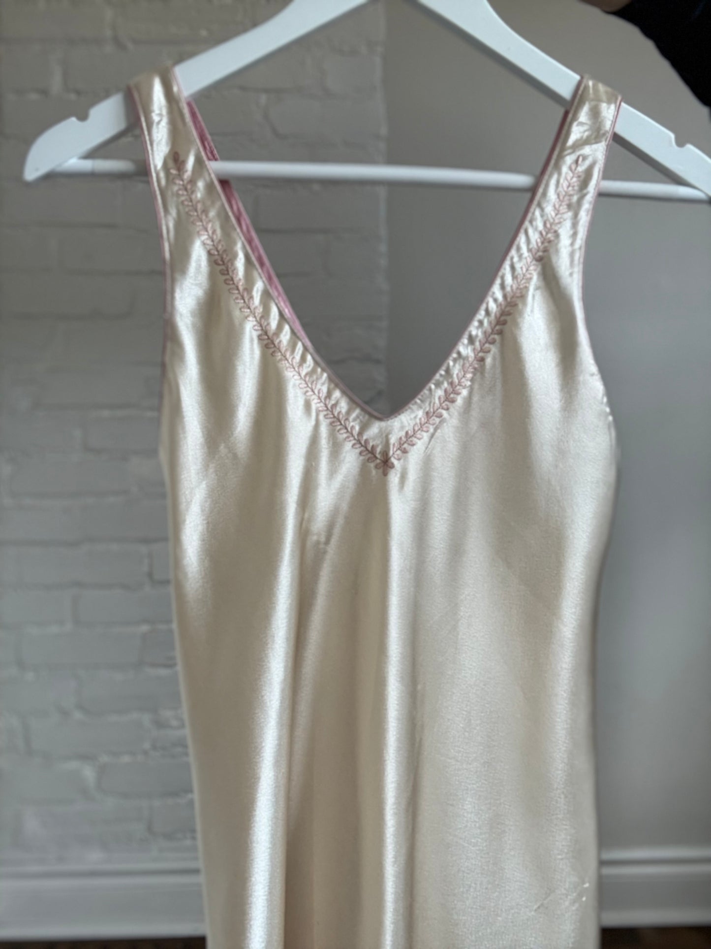 Oscar de la Renta Chemise Satin Slip - Size XS