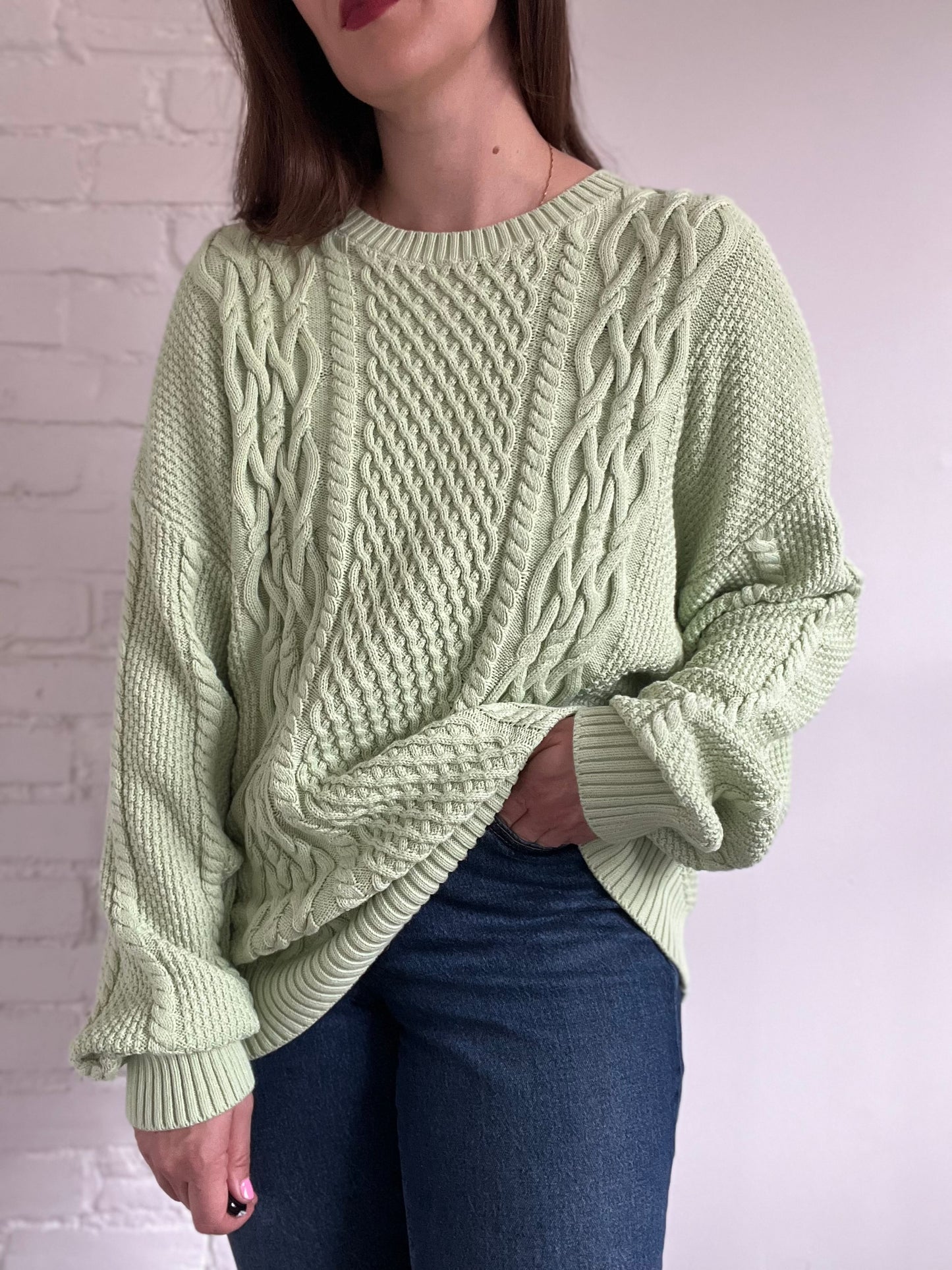 Aritzia Best Sunday Peggy Sweater - M (oversized)