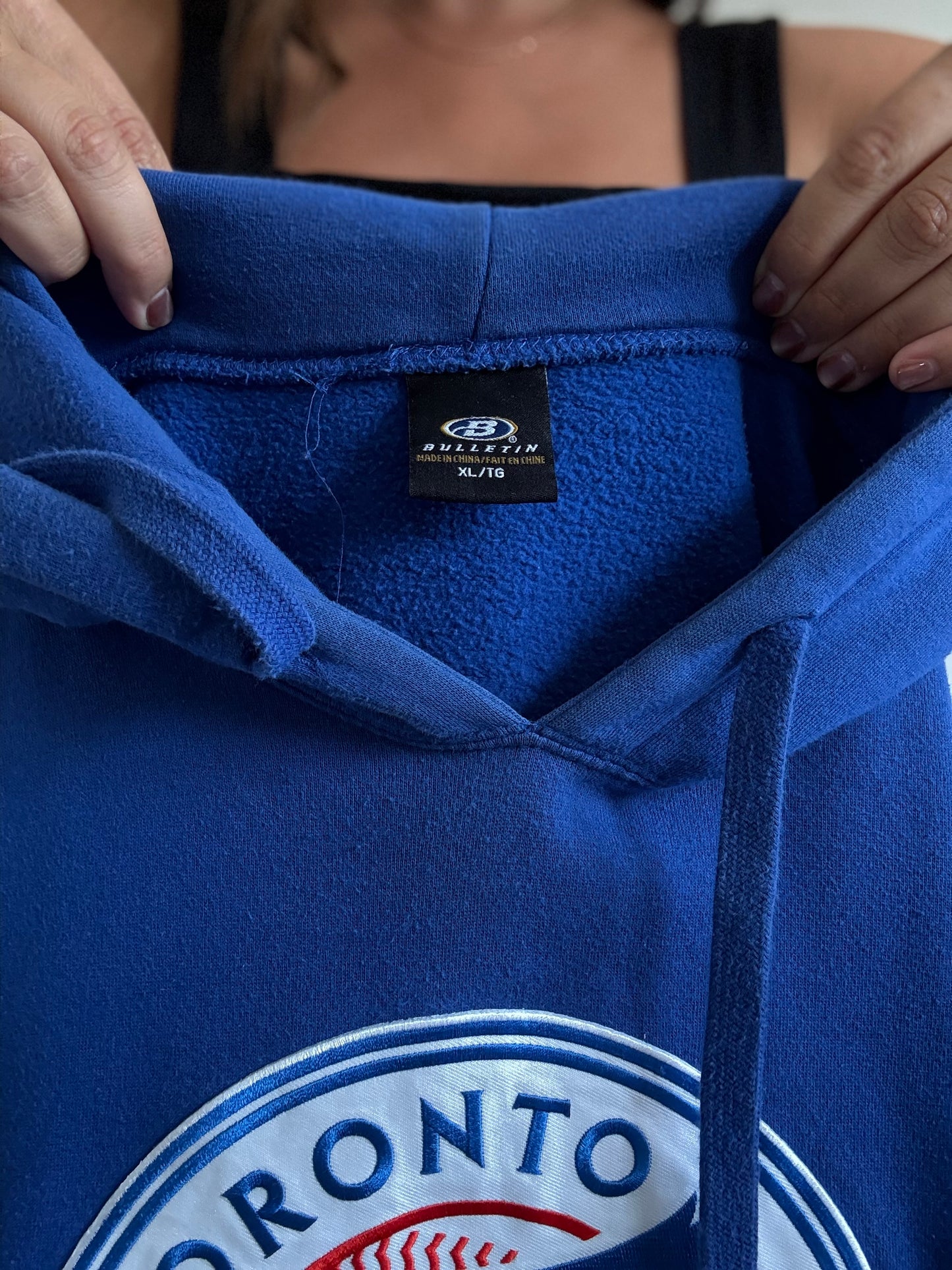 Toronto Blue Jays Hoodie - Size XL Unisex