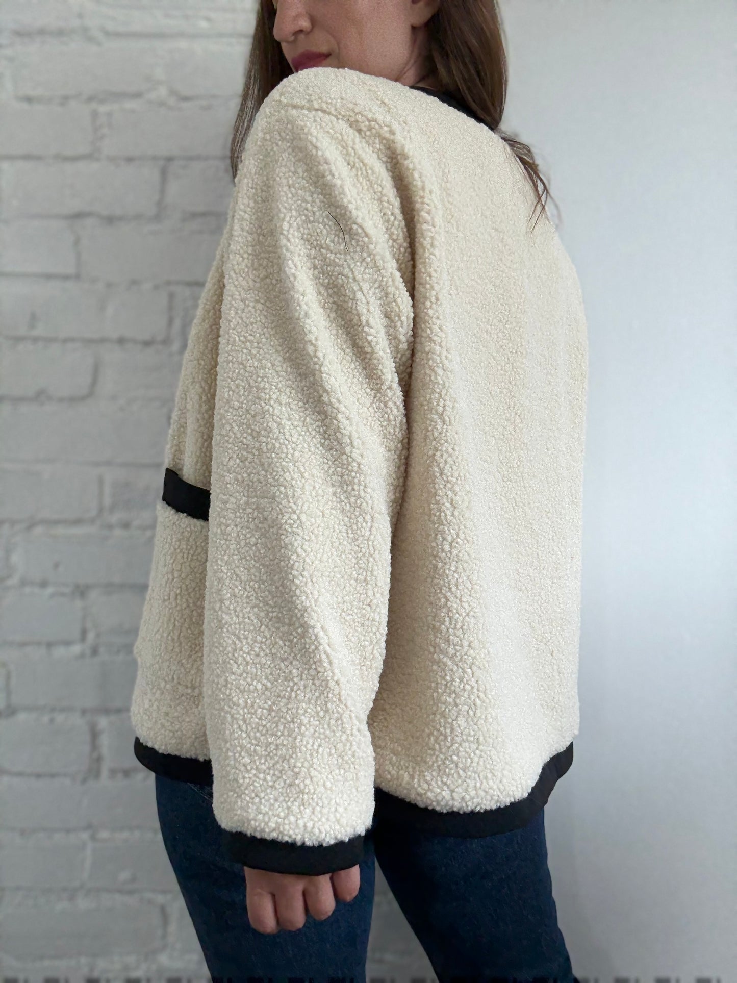 Teddy Boucle Ivory Coat- Size L/XL