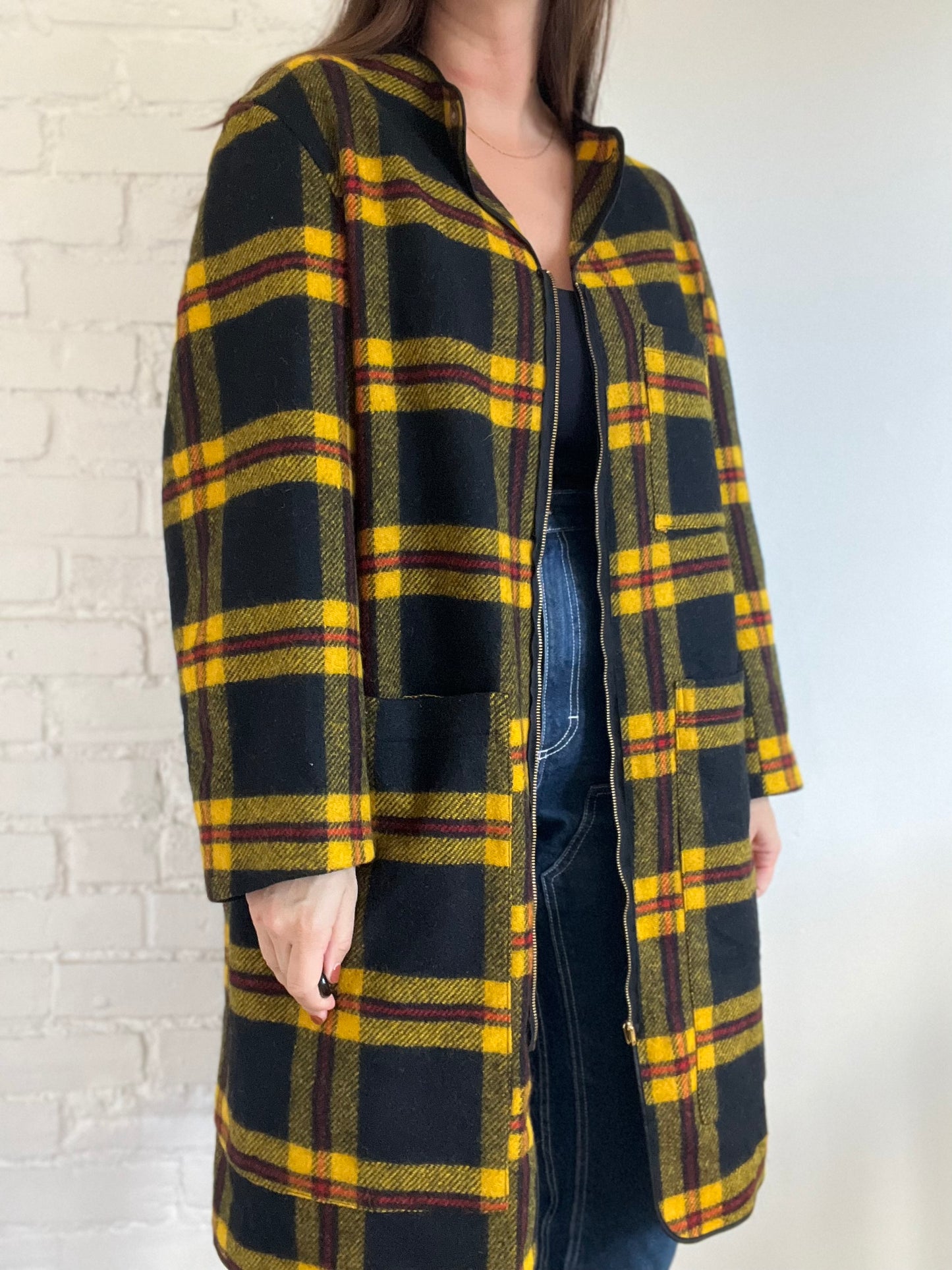 Vintage Plaid Light Overcoat - Size XL