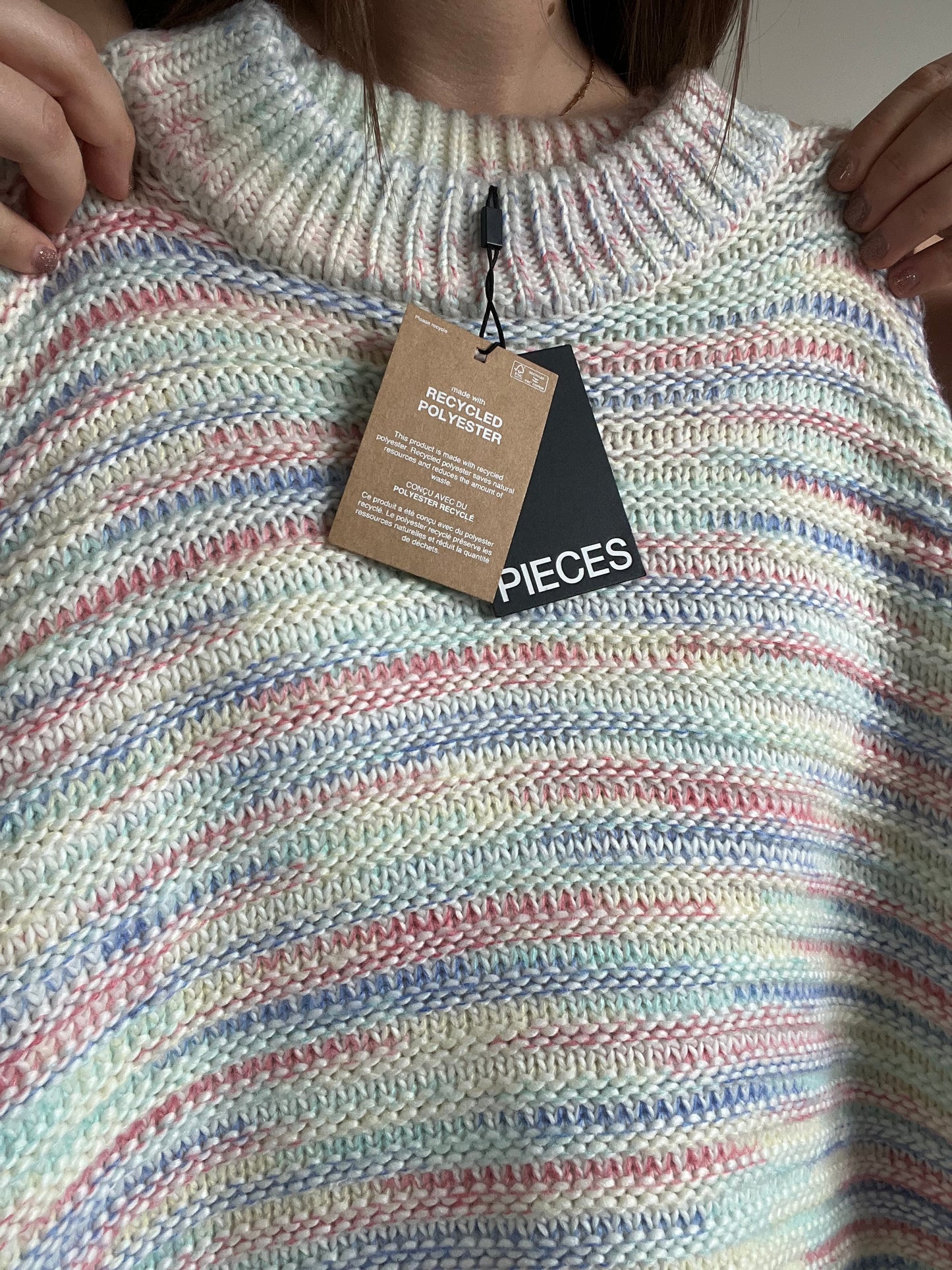 Slouchy Yarn Pastel Knit - S (oversized)