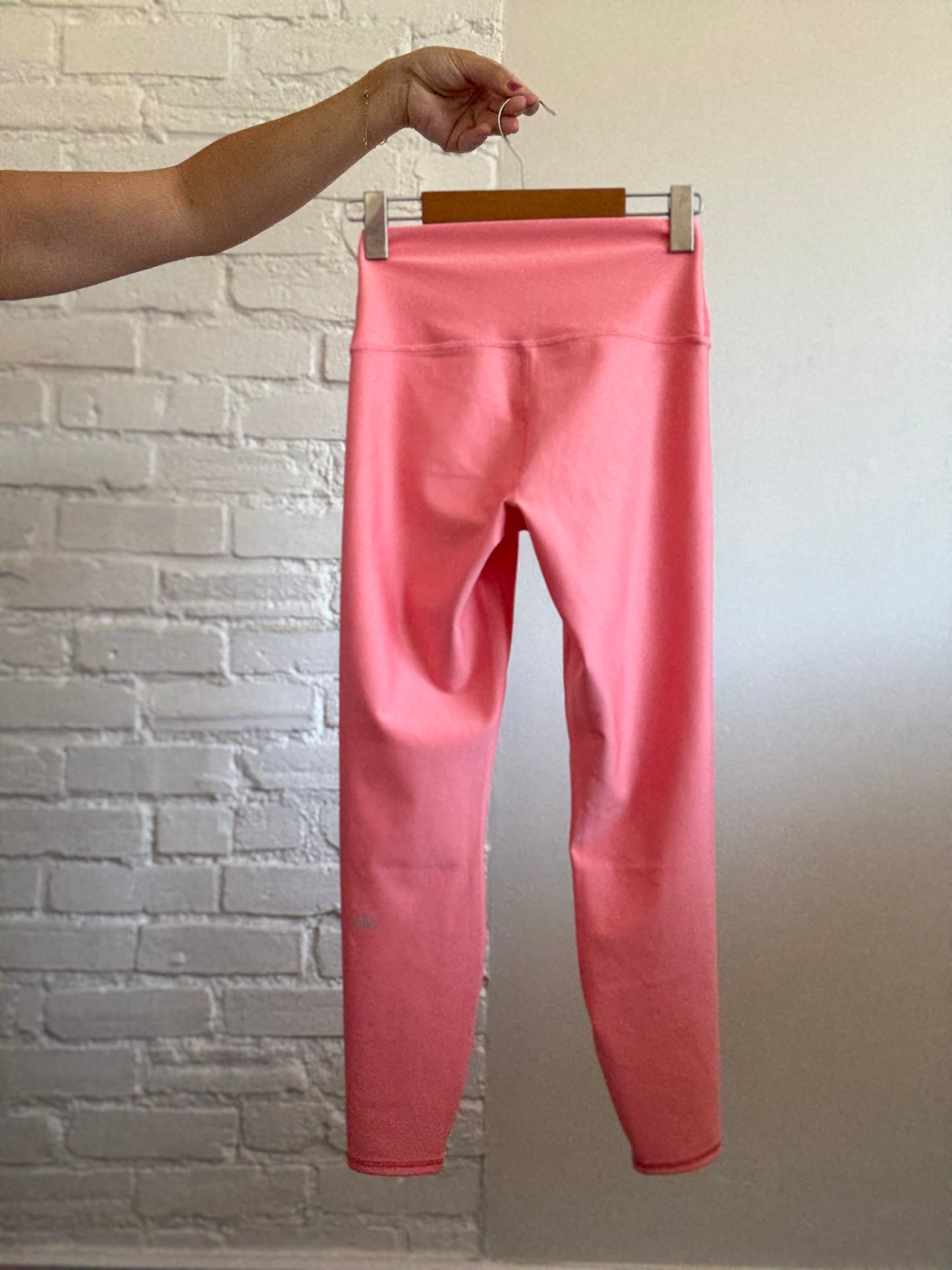 ALO High-Waist Airlift Legging - Size S