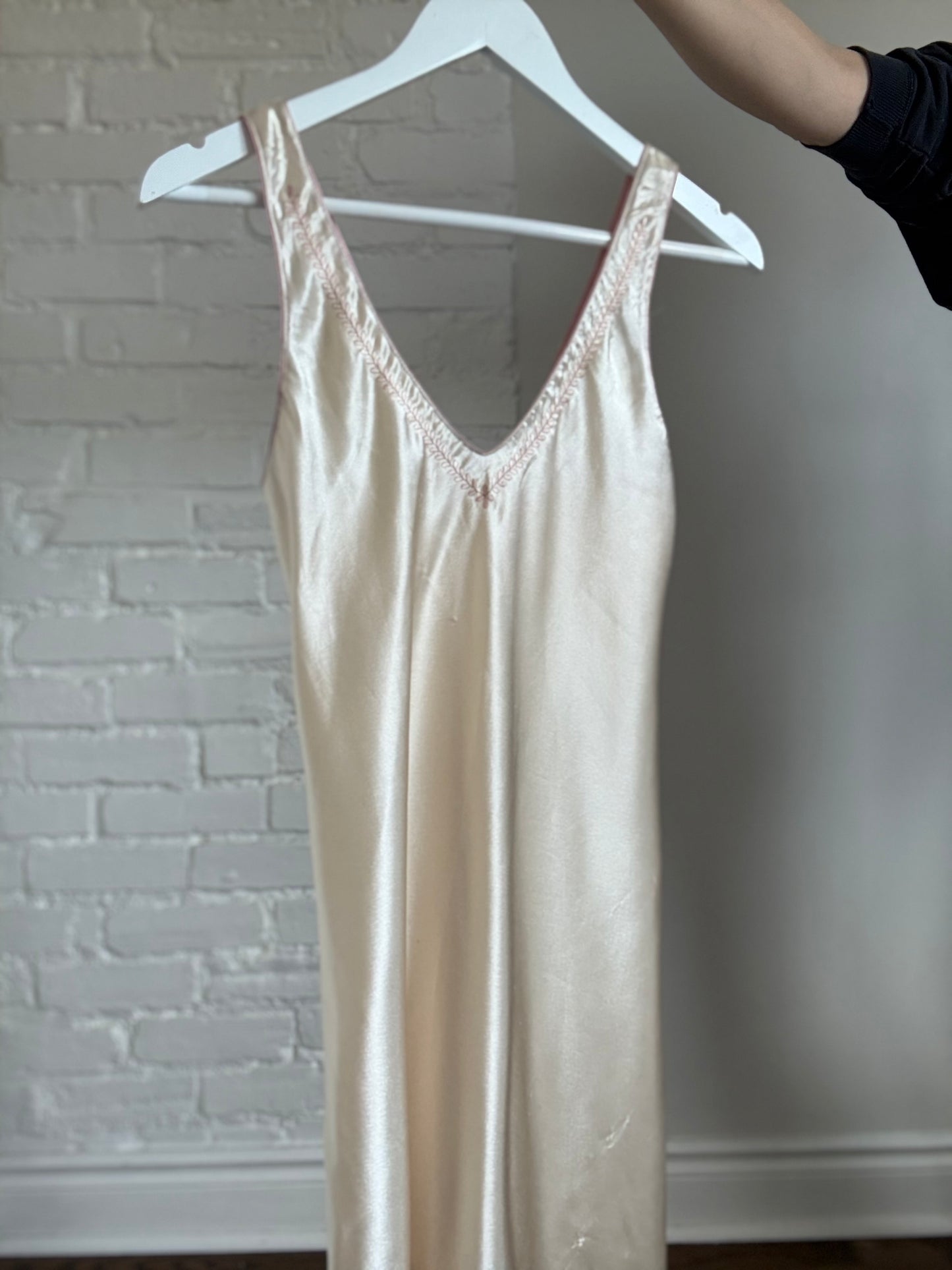 Oscar de la Renta Chemise Satin Slip - Size XS