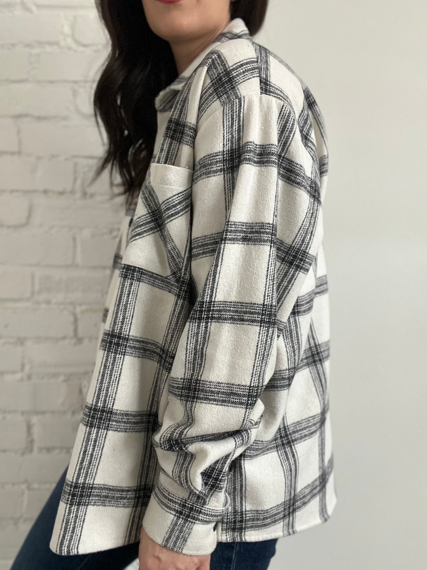 ETHOS Plaid Overshirt - L/XL