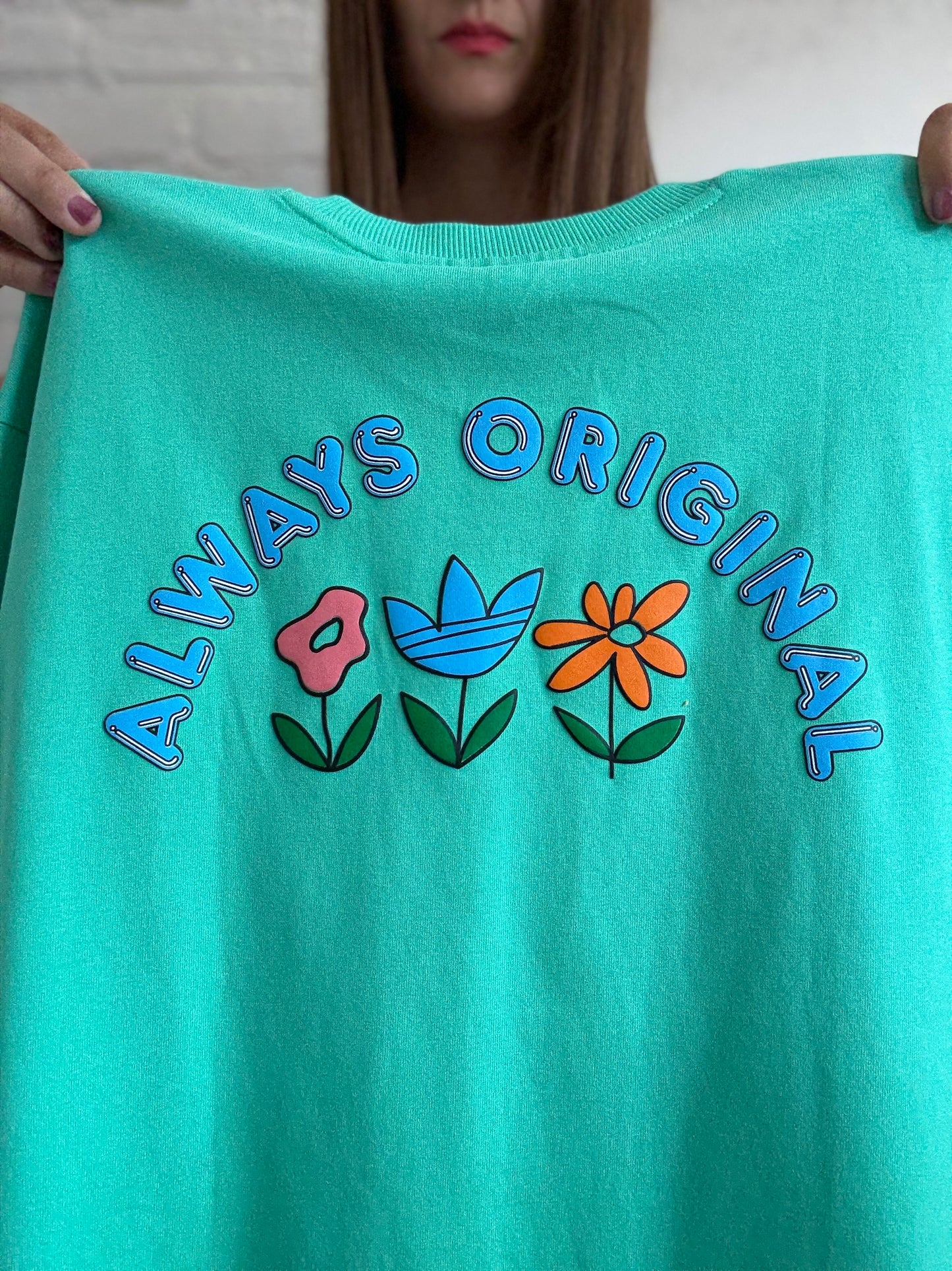 NEW adidas Originals Green T-Shirt - Size M (oversized)