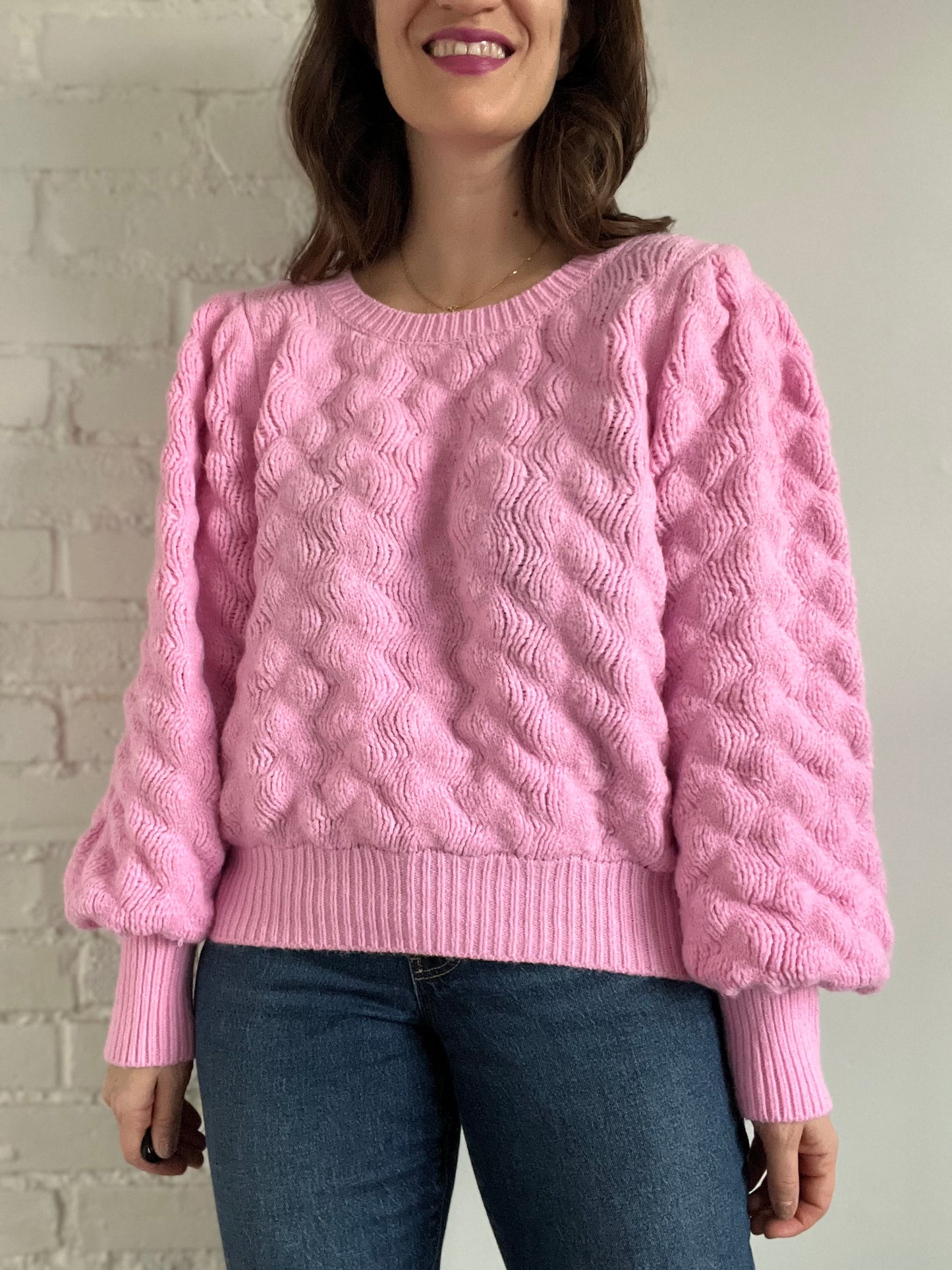 Textured Wave Knit Sweater - M