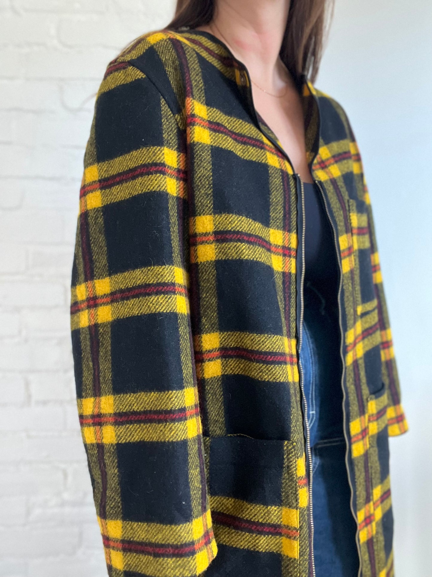 Vintage Plaid Light Overcoat - Size XL