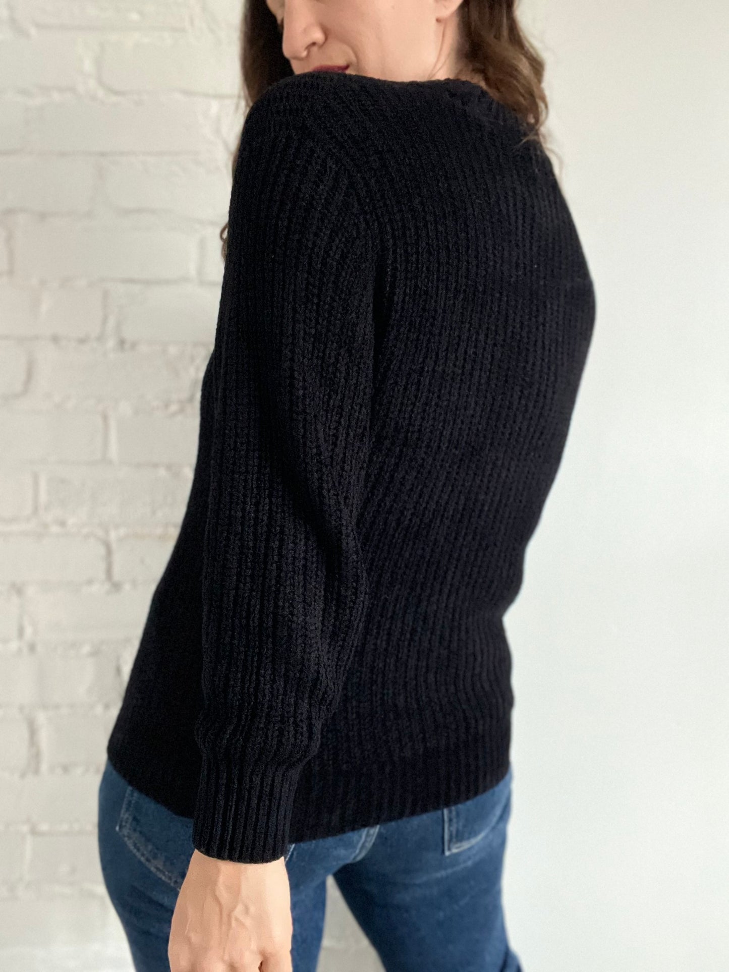 Aritzia Essential Chenille Sweater - M