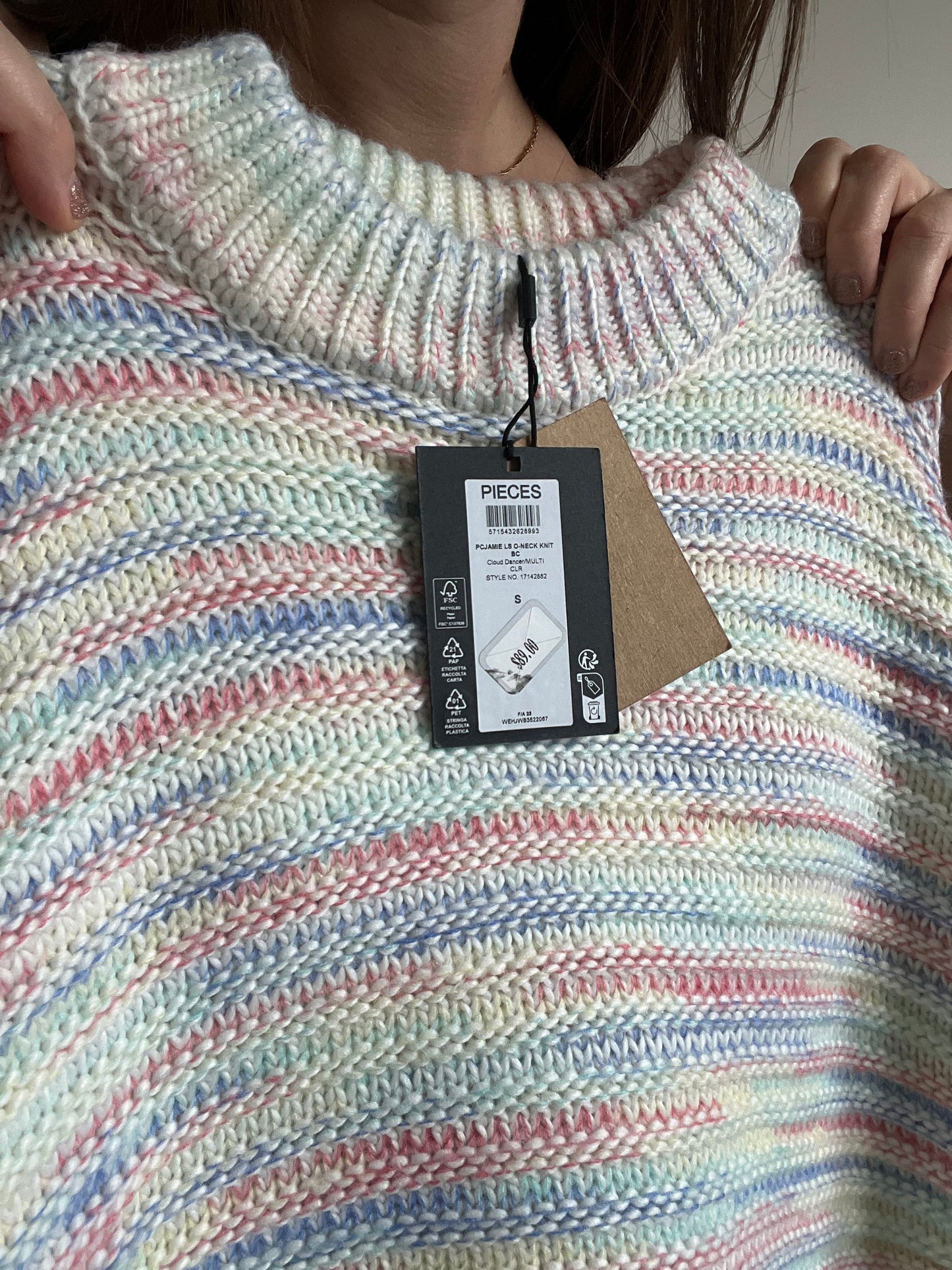 Slouchy Yarn Pastel Knit - S (oversized)