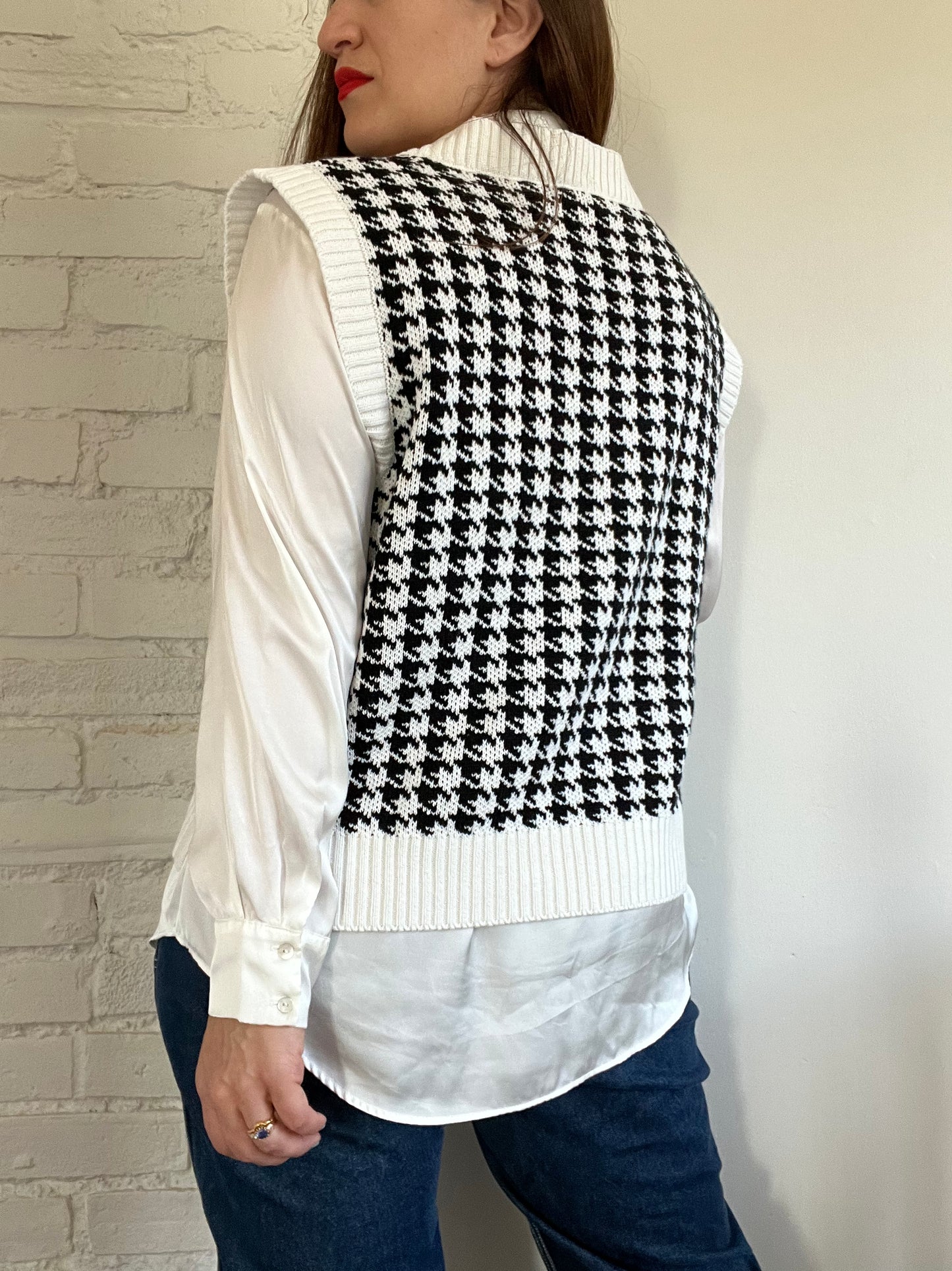 Houndstooth Vest Knit Sweater - L/XL