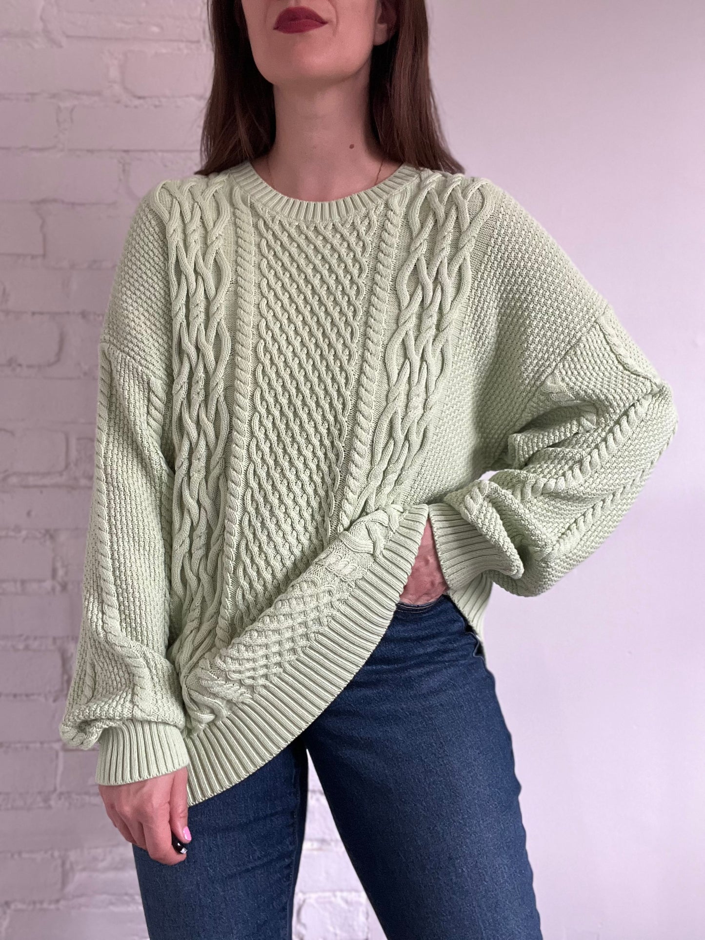 Aritzia Best Sunday Peggy Sweater - M (oversized)