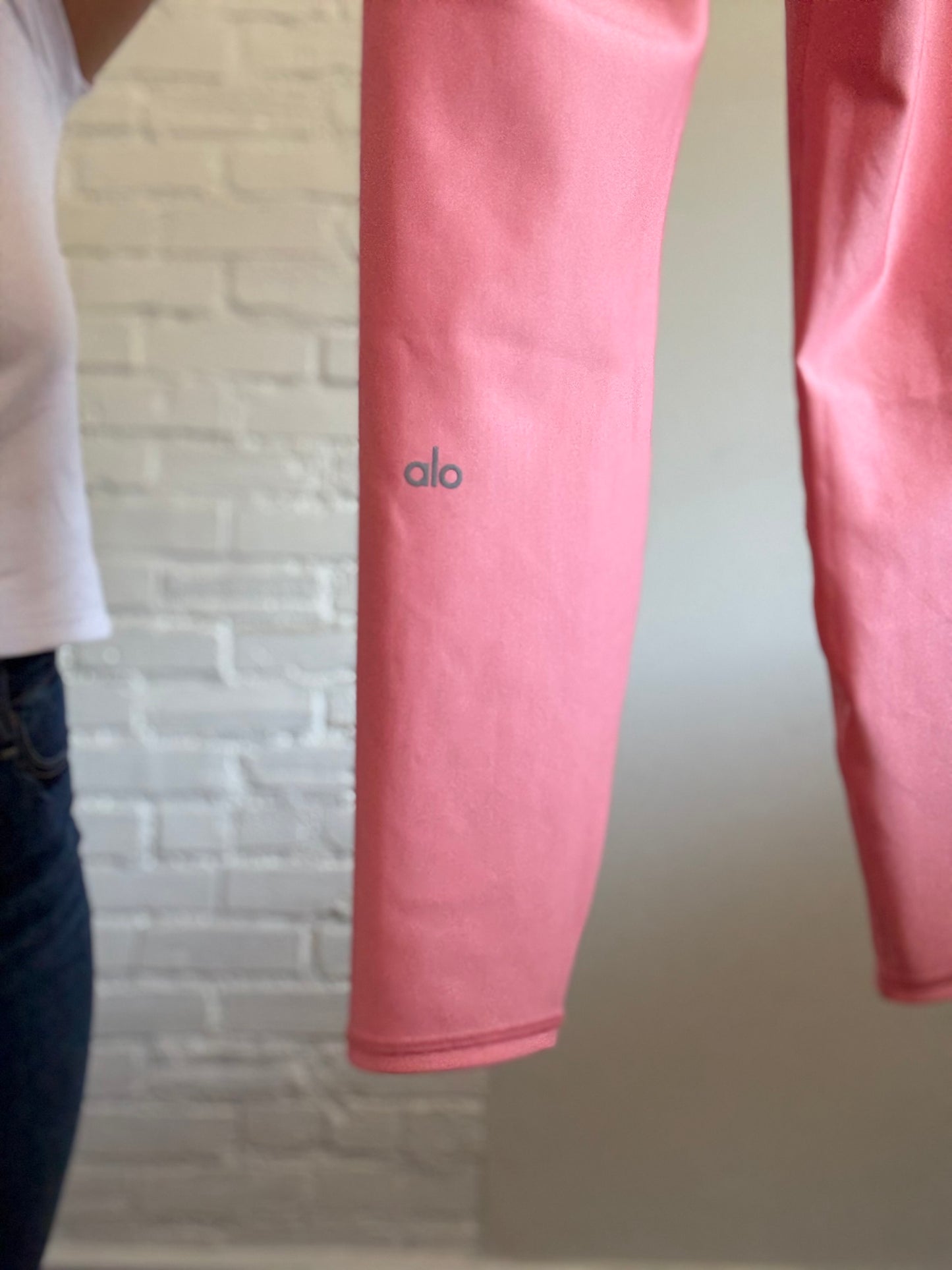 ALO High-Waist Airlift Legging - Size S