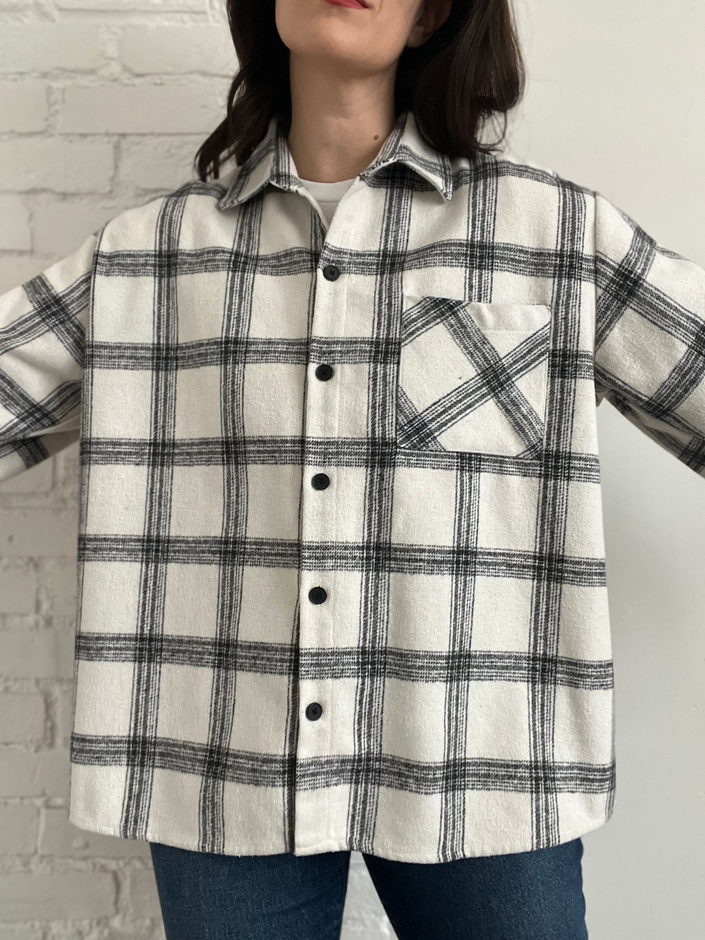 ETHOS Plaid Overshirt - L/XL