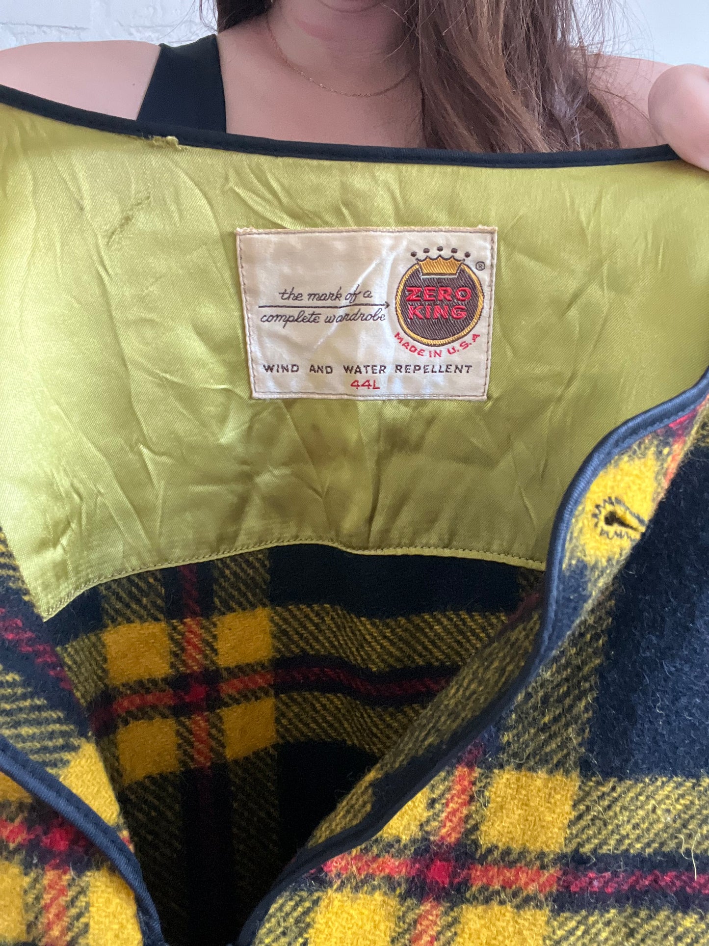 Vintage Plaid Light Overcoat - Size XL