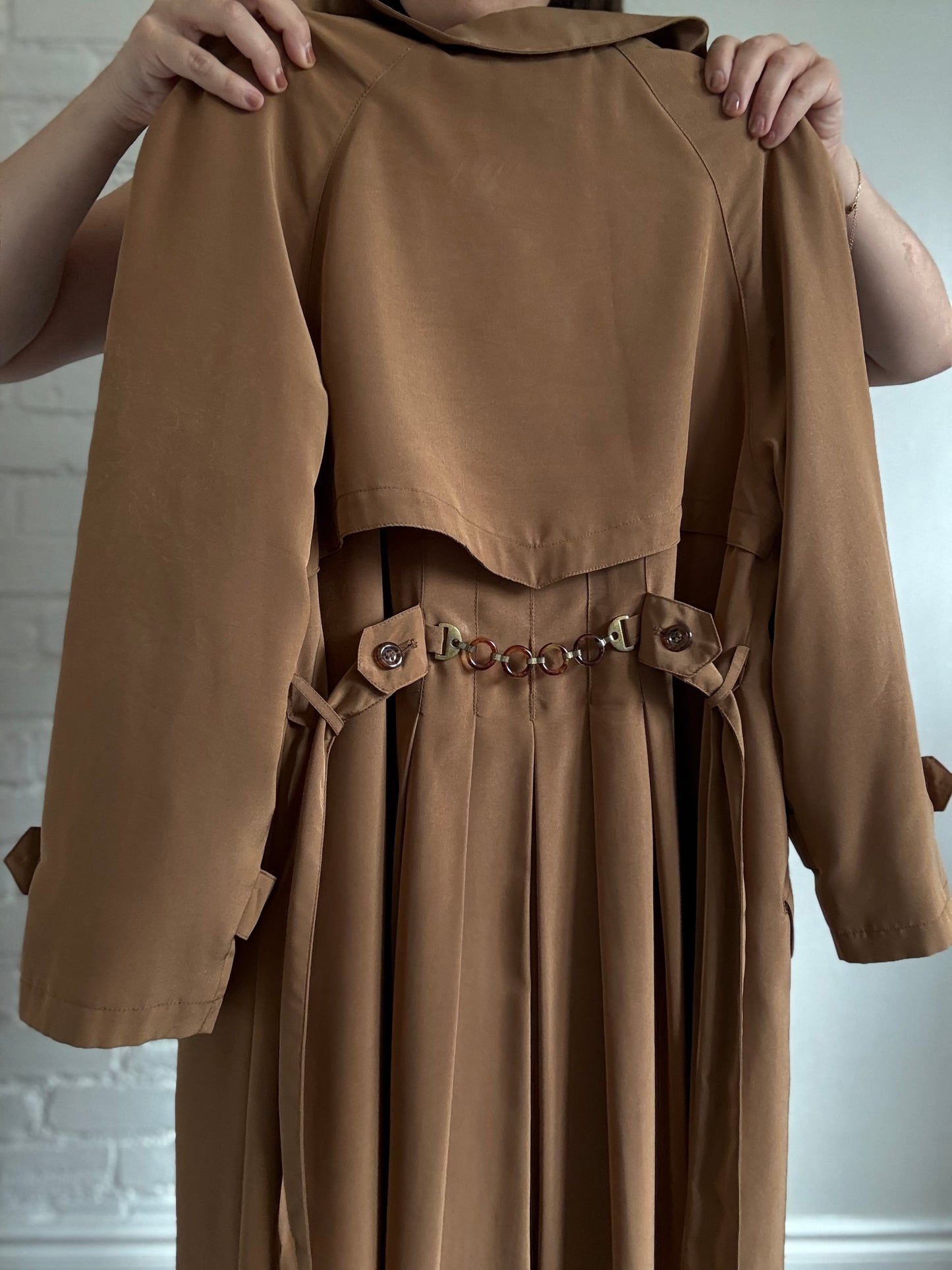 Detailed Camel Trench Coat - Size L