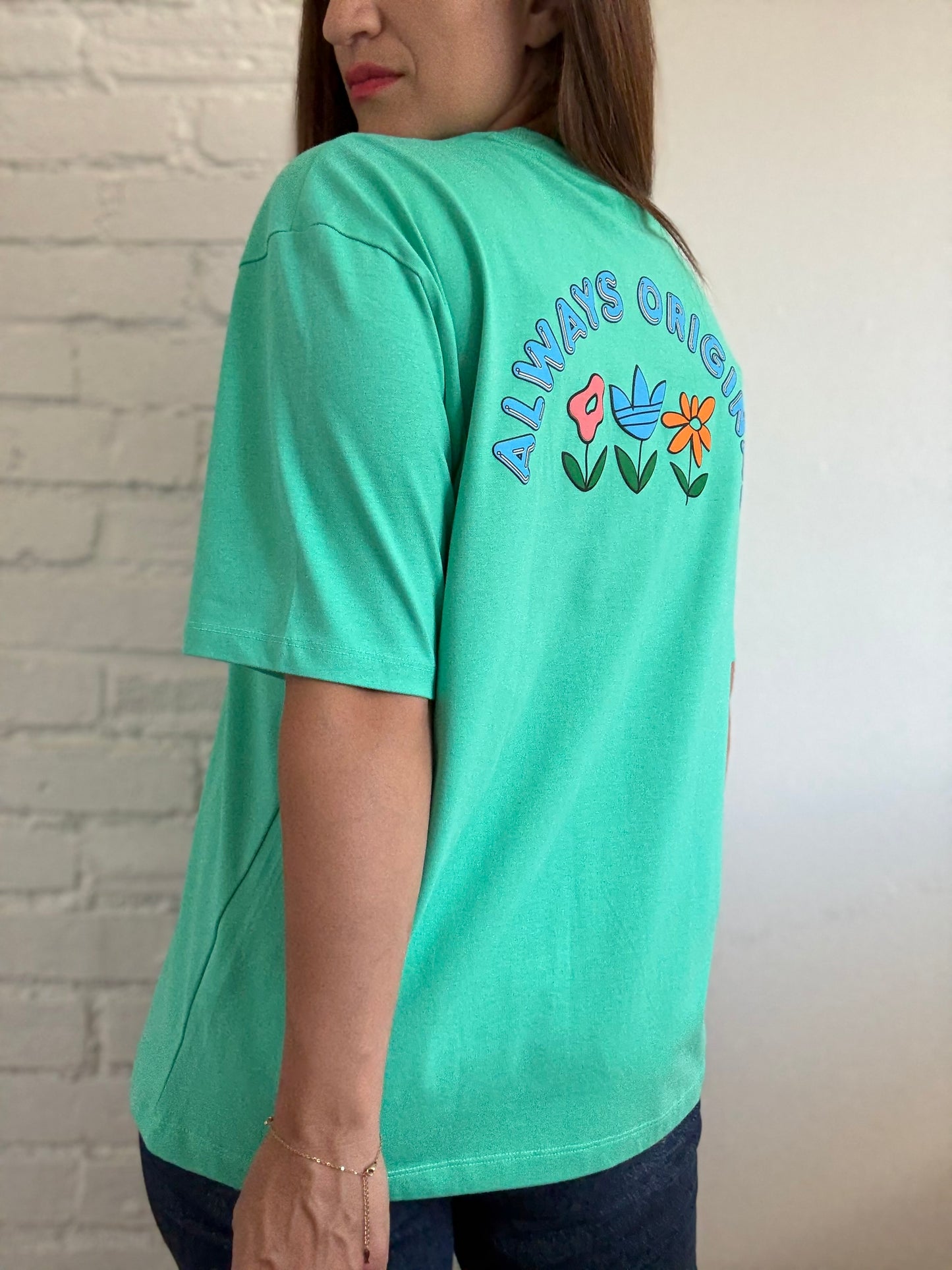 NEW adidas Originals Green T-Shirt - Size M (oversized)