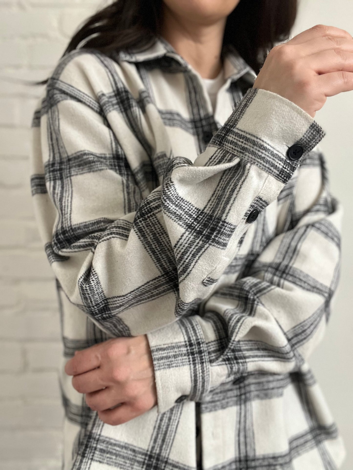 ETHOS Plaid Overshirt - L/XL