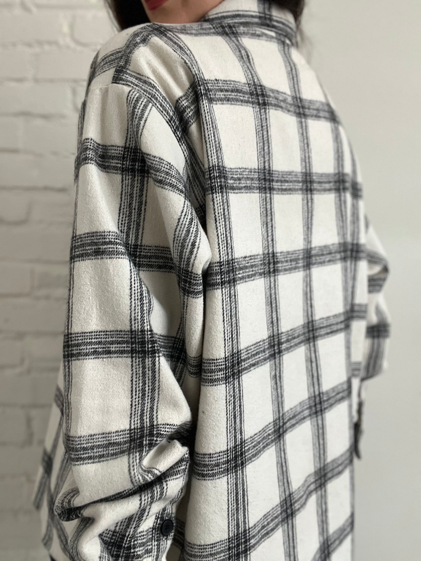 ETHOS Plaid Overshirt - L/XL