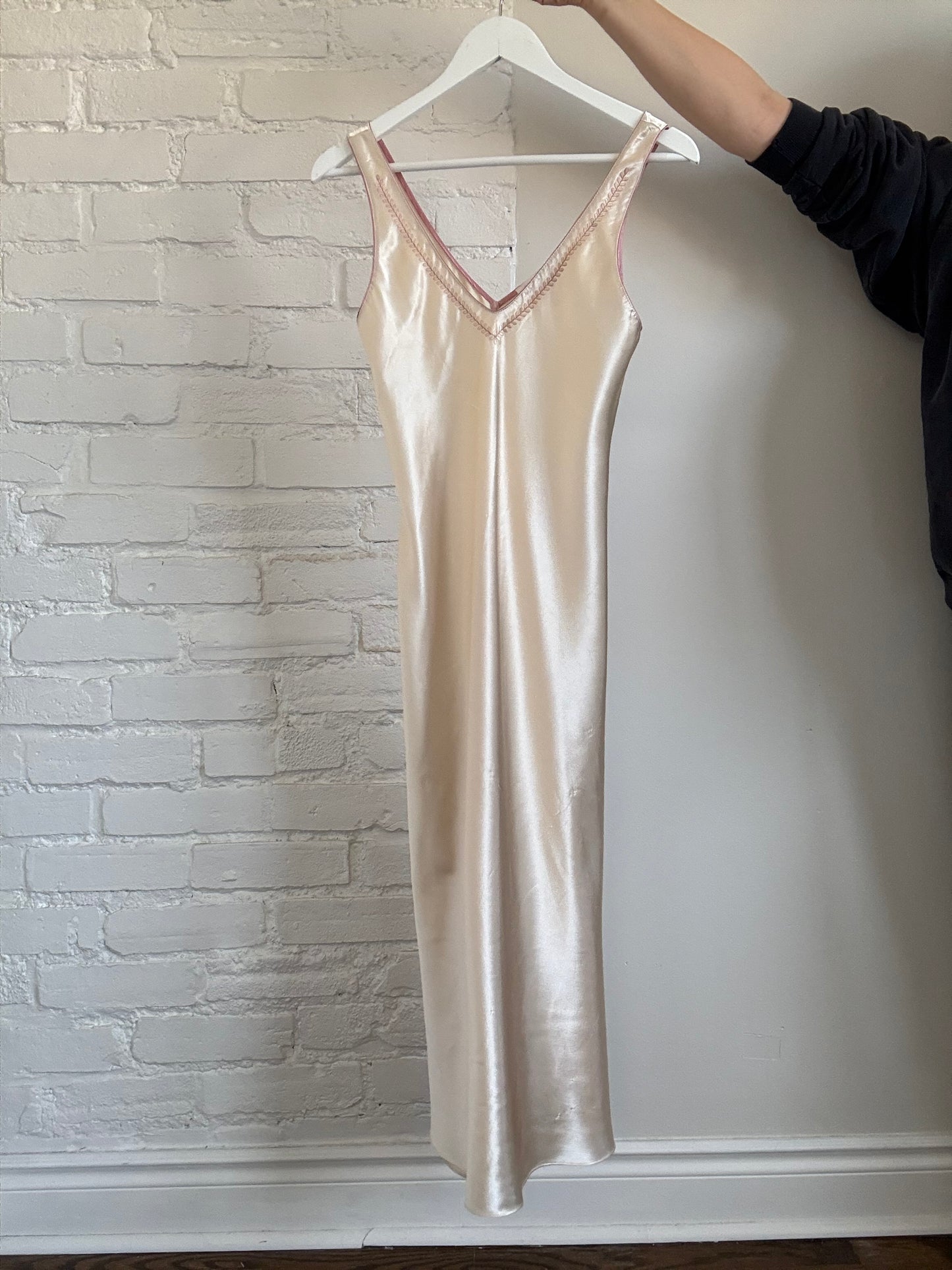 Oscar de la Renta Chemise Satin Slip - Size XS