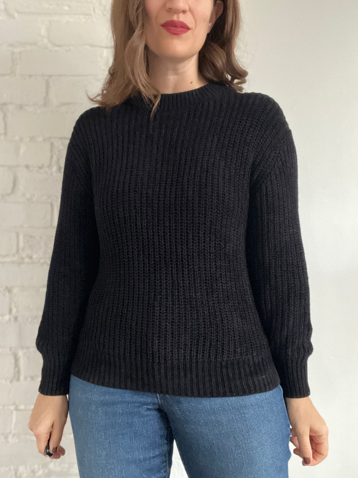 Aritzia Essential Chenille Sweater - M