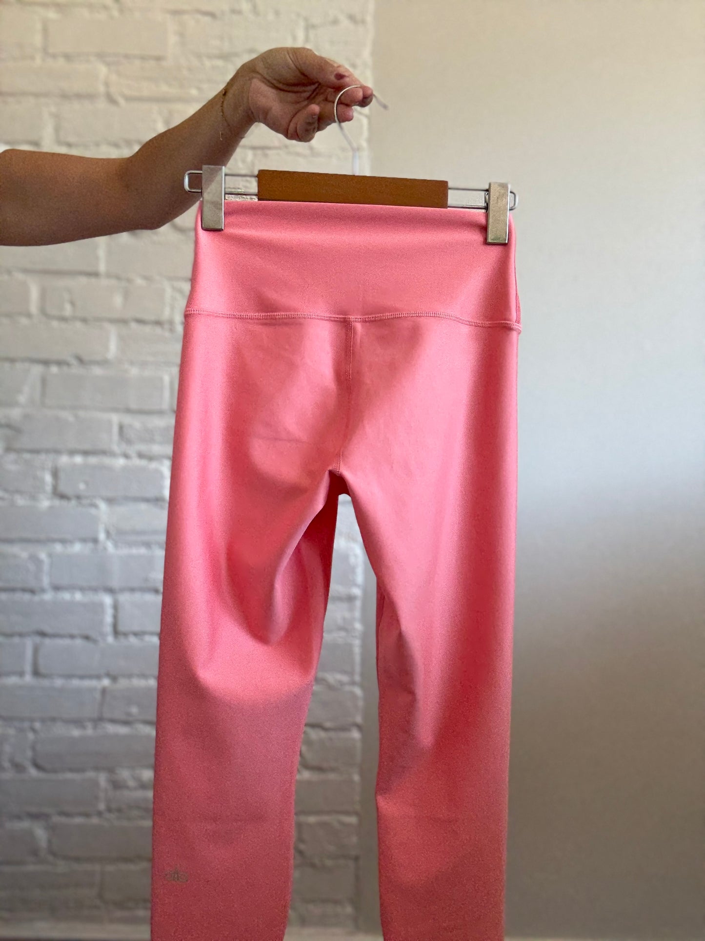 ALO High-Waist Airlift Legging - Size S