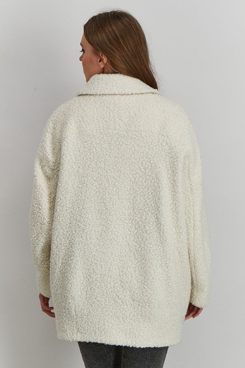 Cream Textured Teddy Jacket - Size 4 or S (oversized)